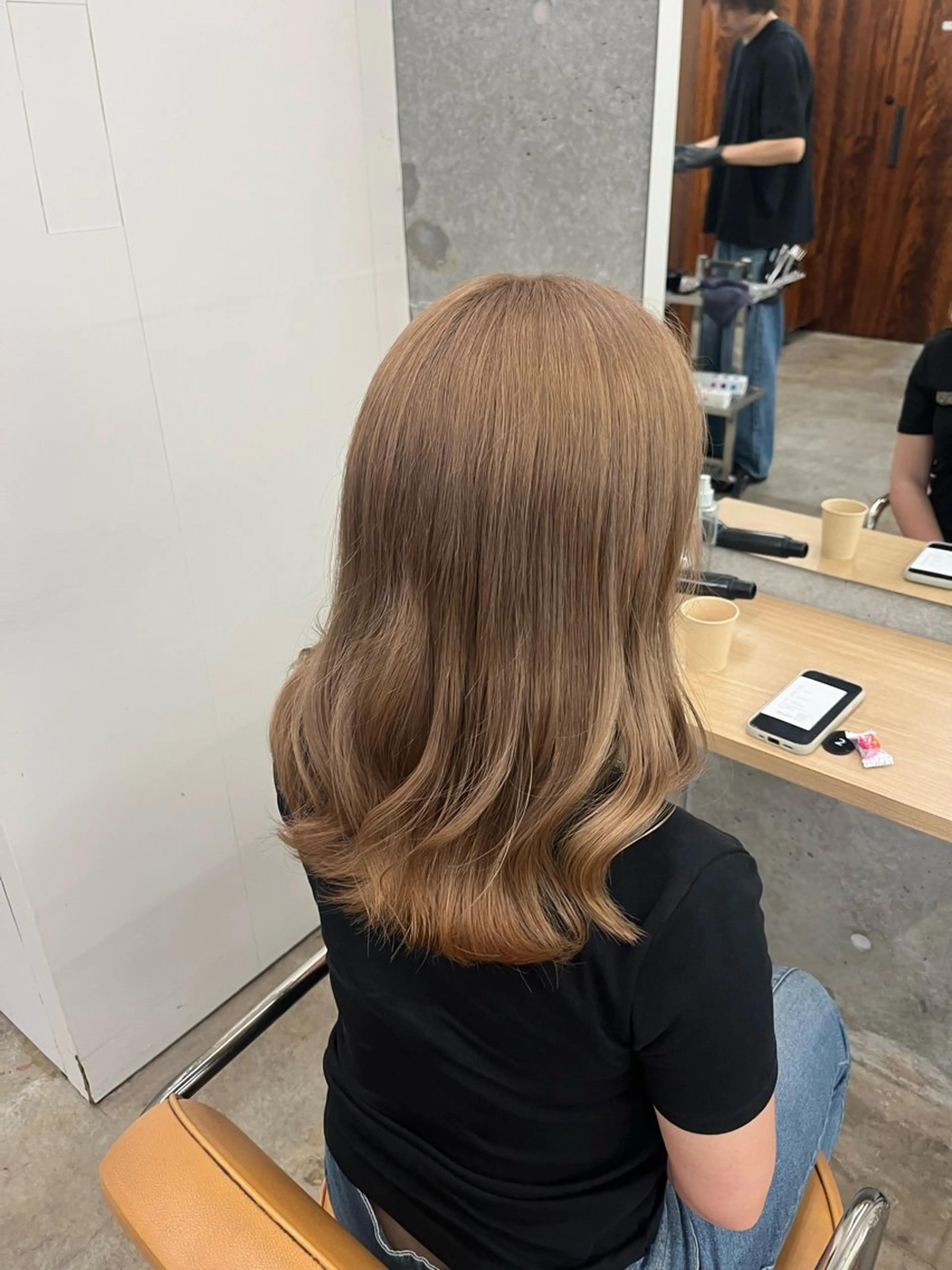 カラー カット ヘアカラー トリートメント ブリーチカラー×艶 🍨mihoのヘアスタイル