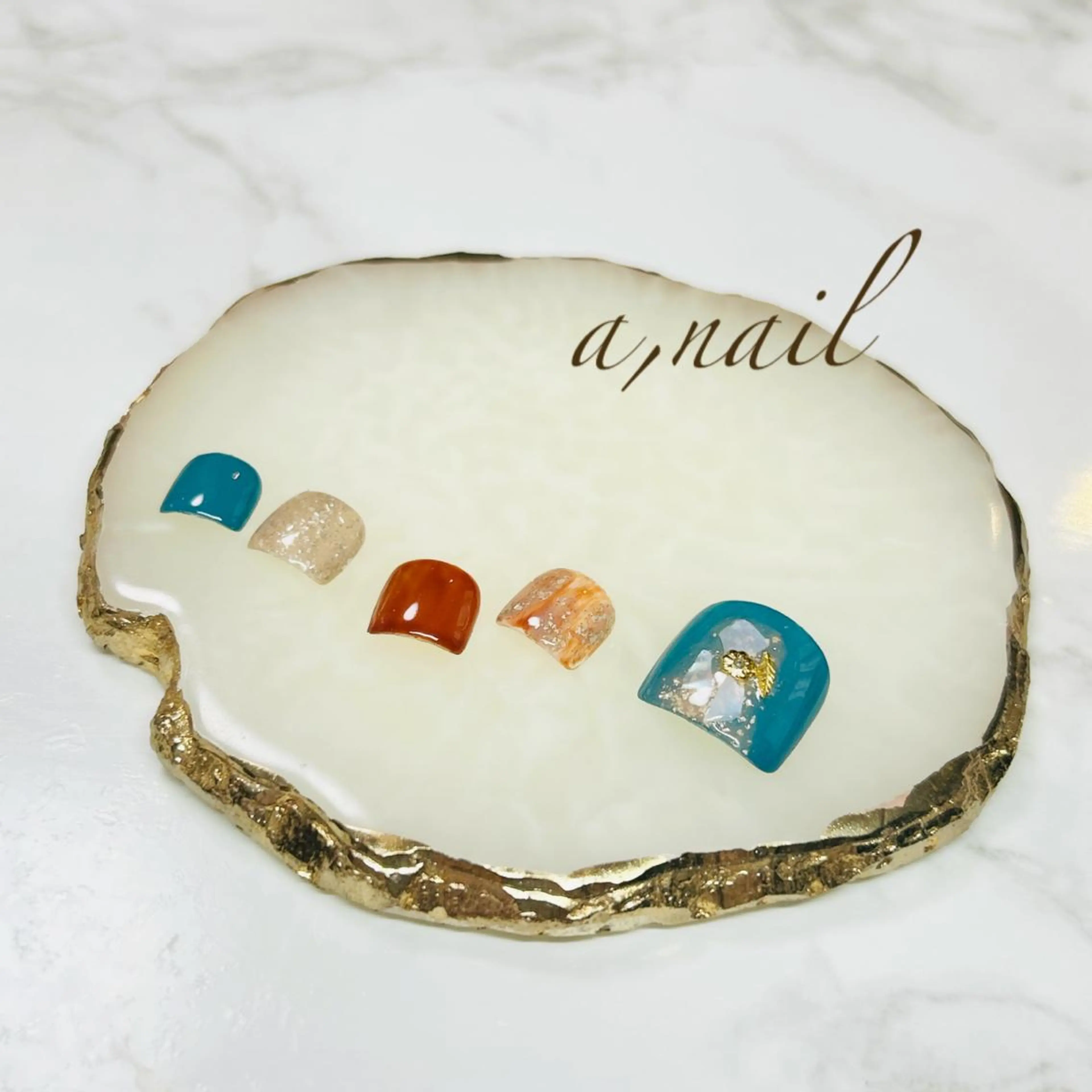 (ご新規様無料ソフトジェルオフあり/オフなし)フット定額7680円コース+角質除去の写真