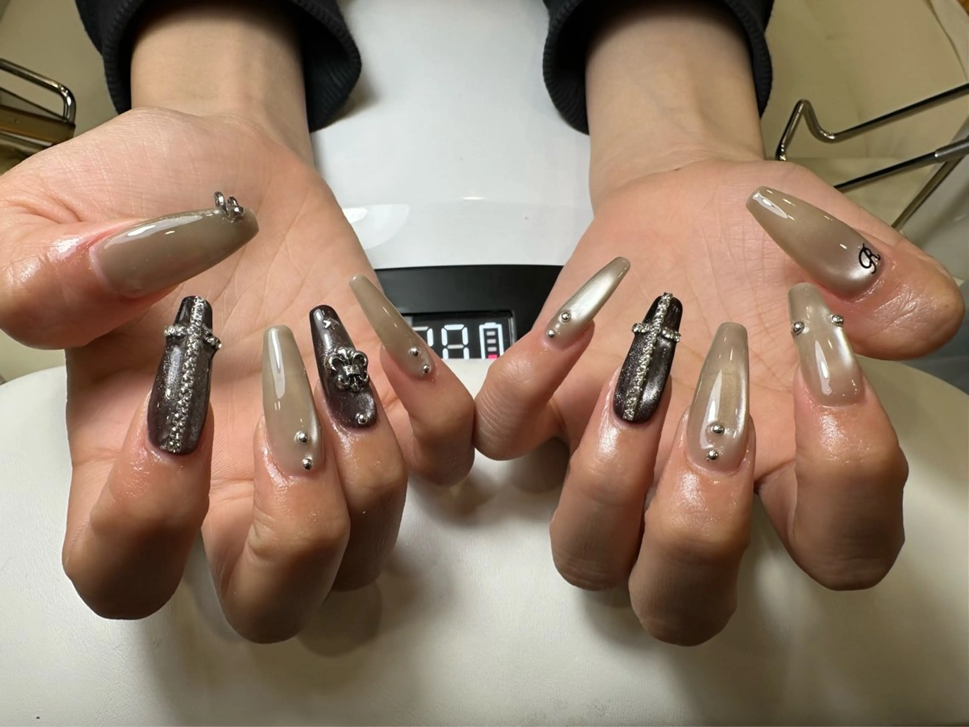 ネイル ハンドネイル ハンドケア LyymSalon _rinのネイルデザイン