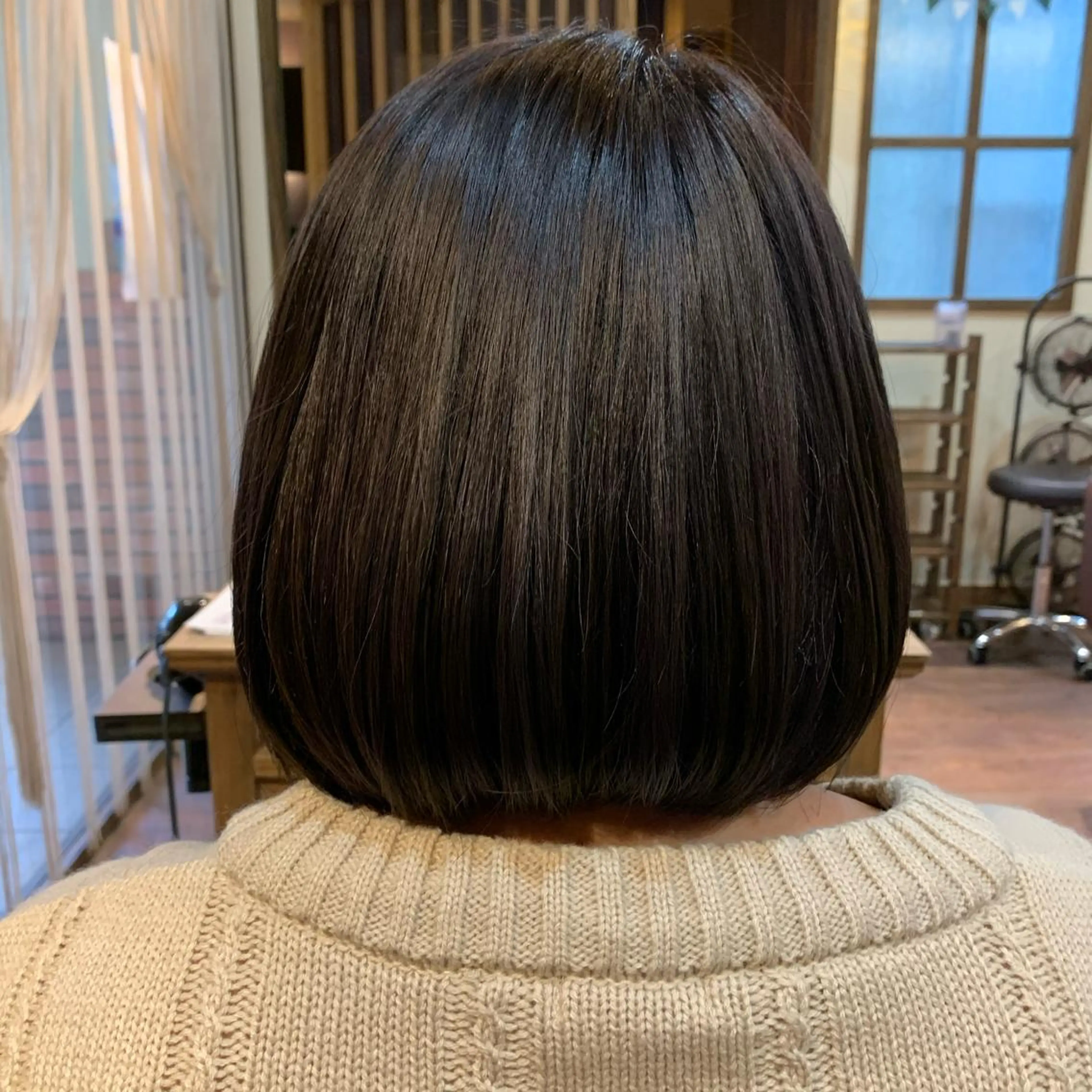 ショート カラー 黒髪 mizuho .のヘアスタイル