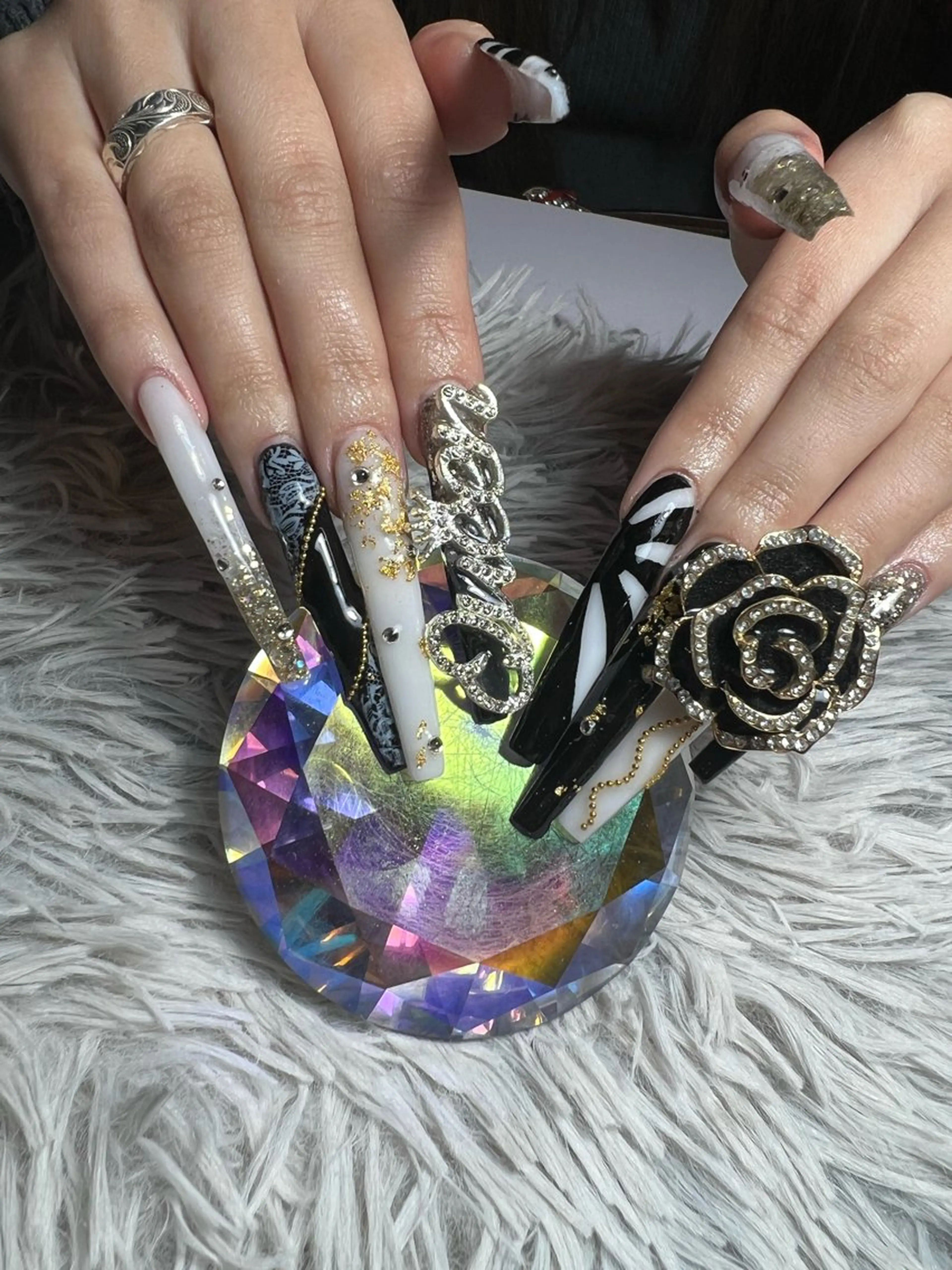 ネイル アートネイル スカルプネイル ハンドネイル シェヌネイル JURAのネイルデザイン