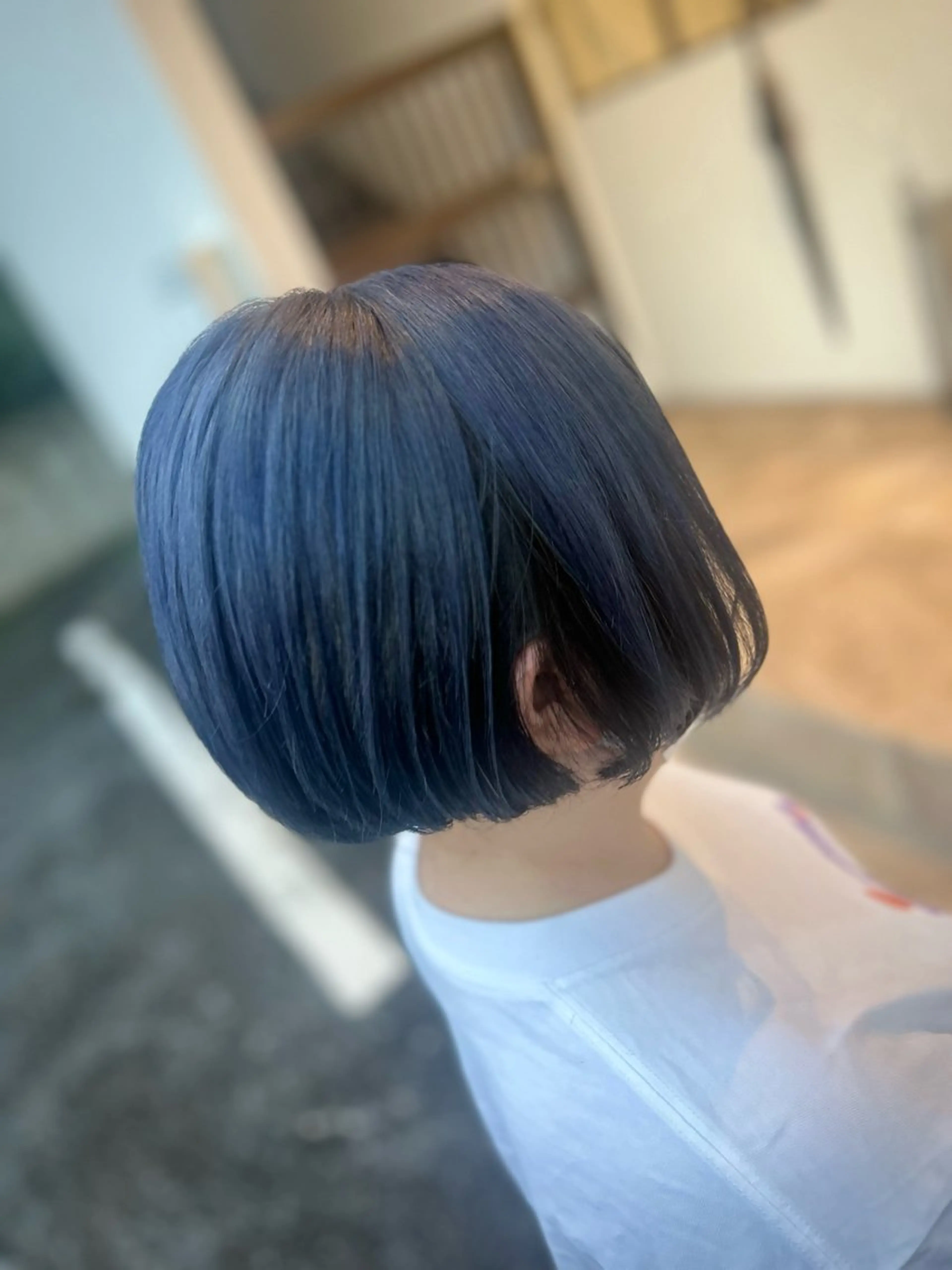 ショート カラー ショートボブ アッシュ 黒髪 ブルーカラー ボブ カット ヘアカラー 井上 花音のヘアスタイル