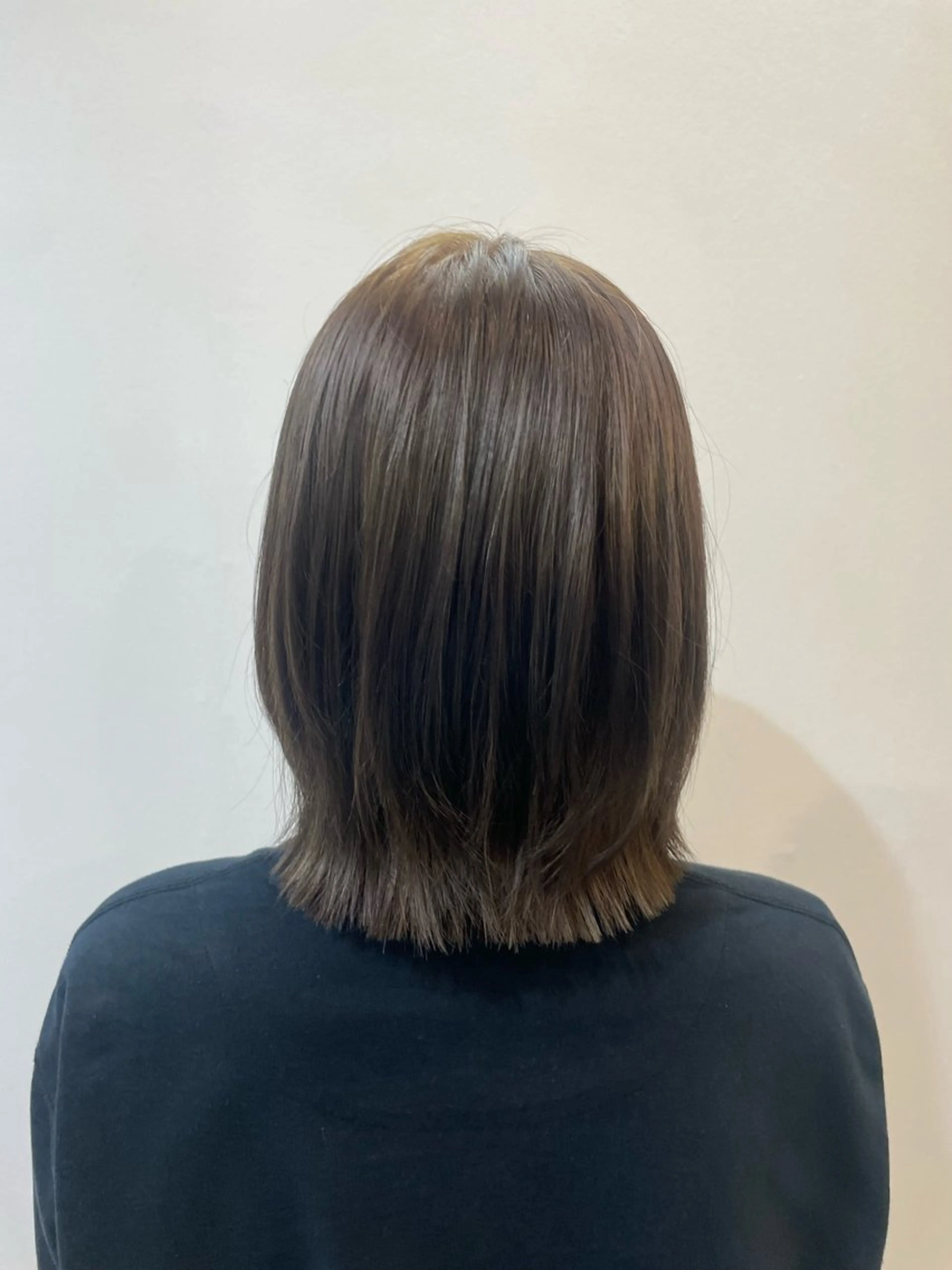 ミディアム mihane fit hueのヘアスタイル