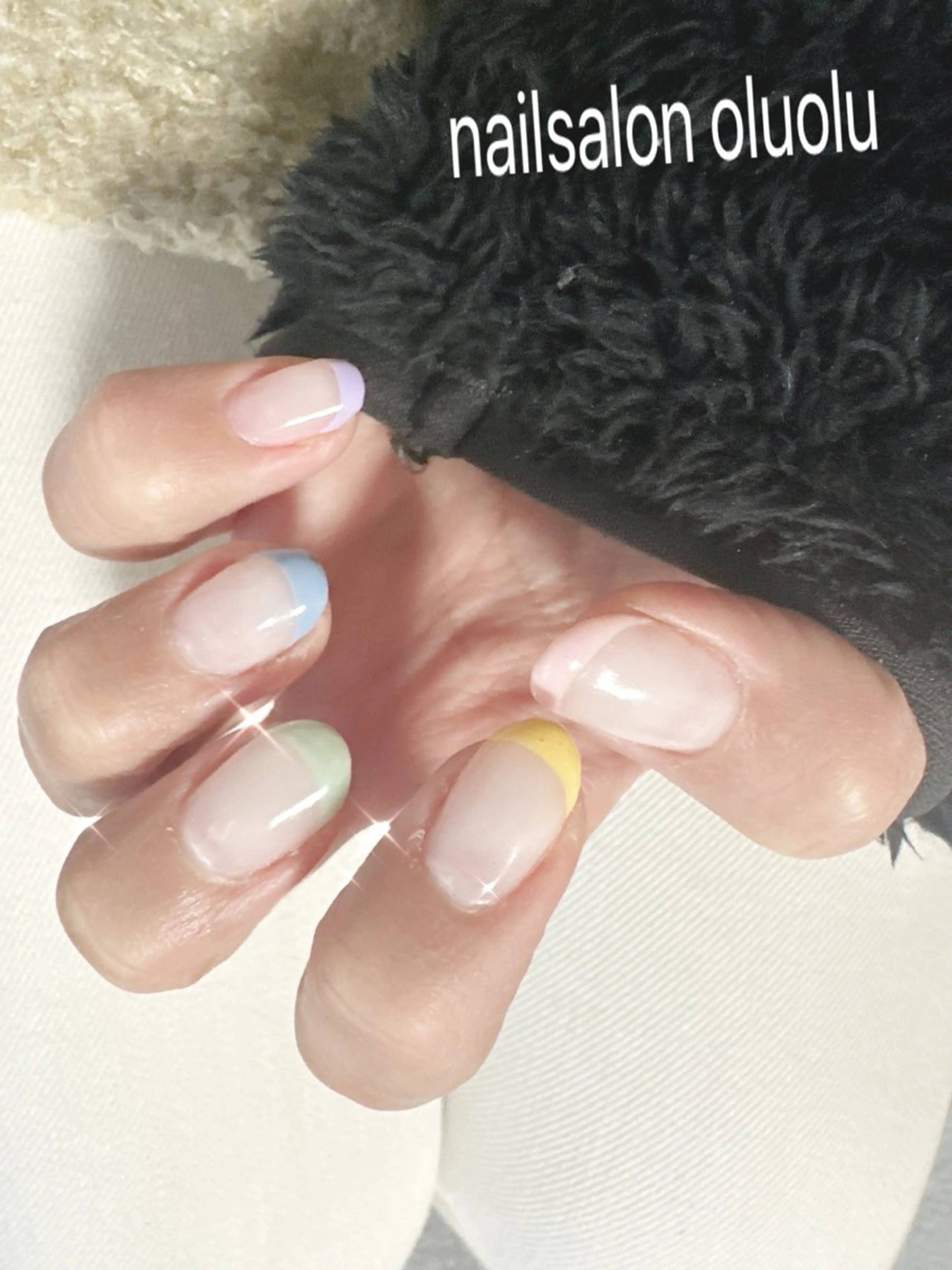 ネイル フレンチネイル 春ネイル nailsalon oluoluのネイルデザイン