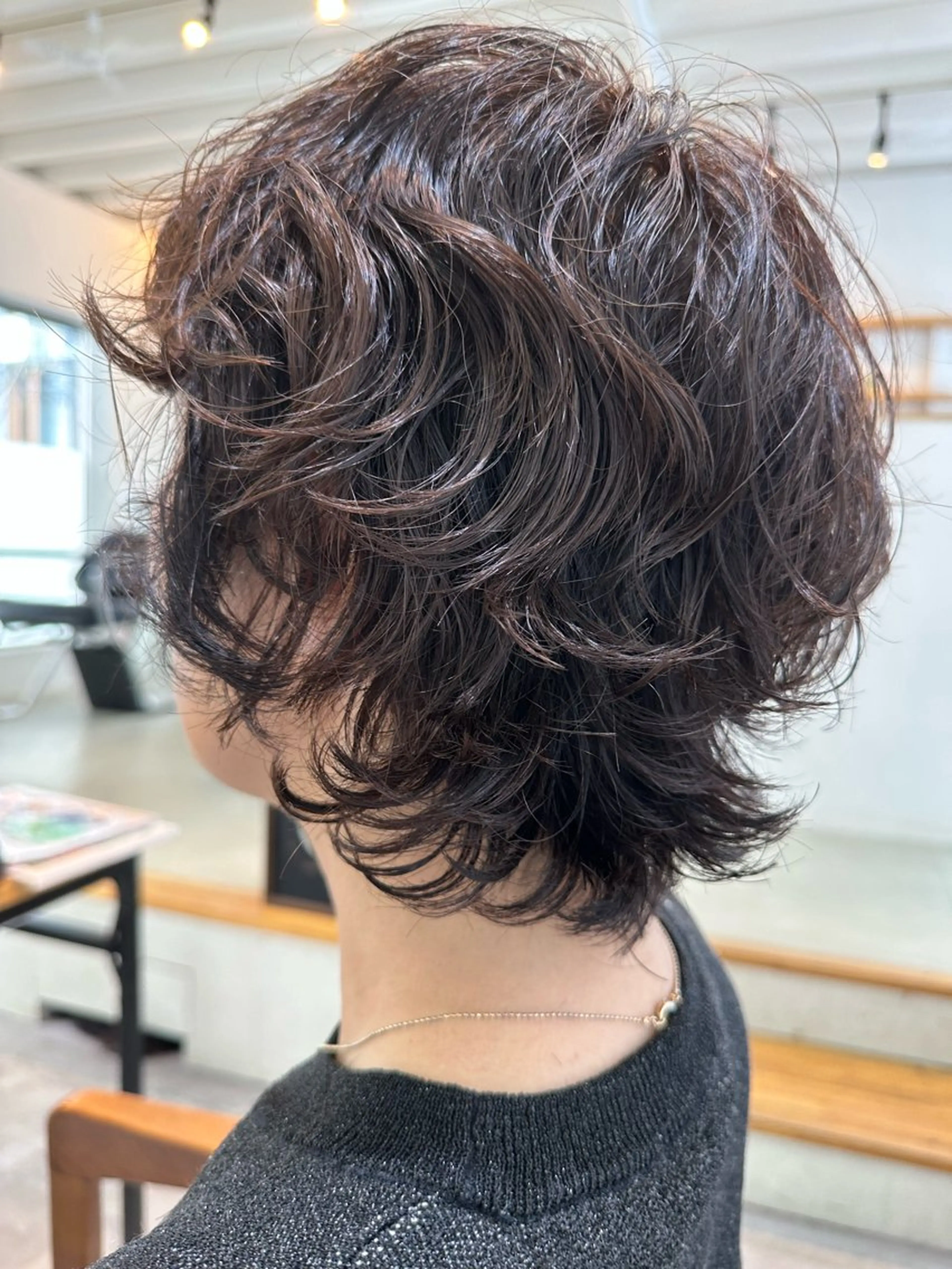 ミディアム カラー パーマ メンズ マッシュウルフ マッシュ メンズウルフカット ウルフカット mauschen（モイシェン）所属・マンツーマンサロン 髪質改善⭐︎代官山のヘアスタイル