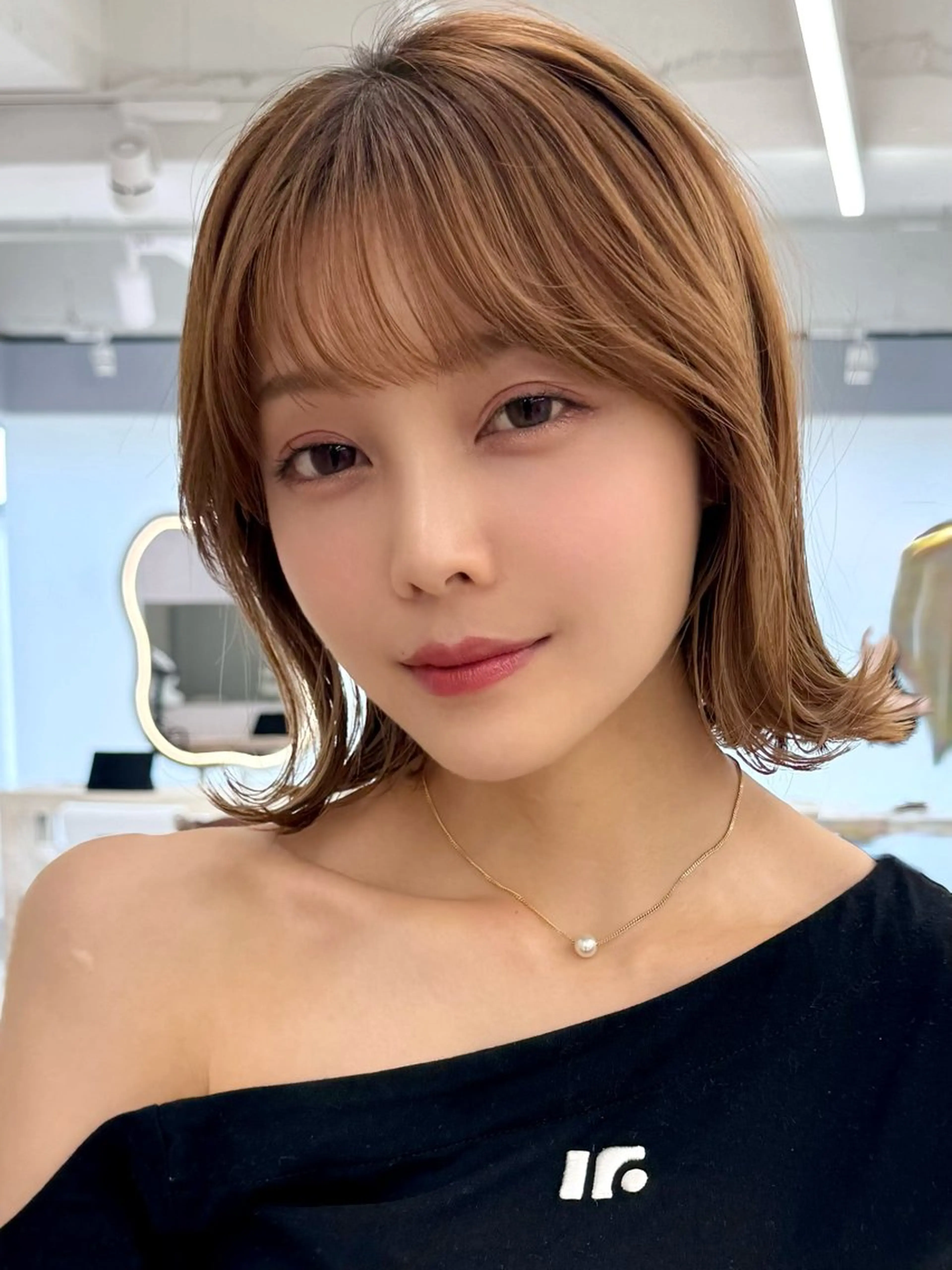 ミディアム 三鷹で1番ショート ボブをカットする新谷のヘアスタイル