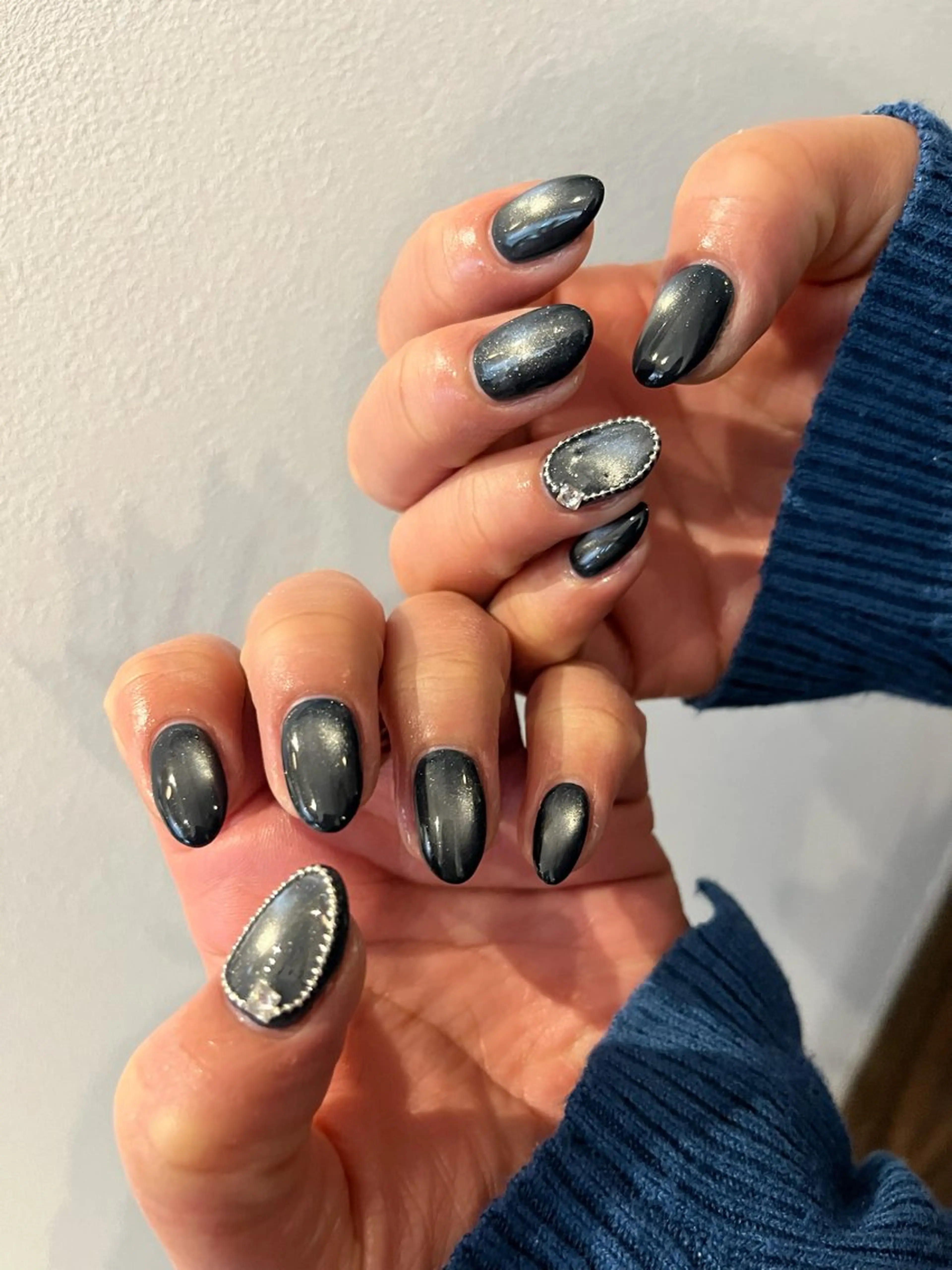 ネイル マグネットネイル ネイビー ワンカラーネイル ハンドネイル ballie／小野原 なつみのネイルデザイン