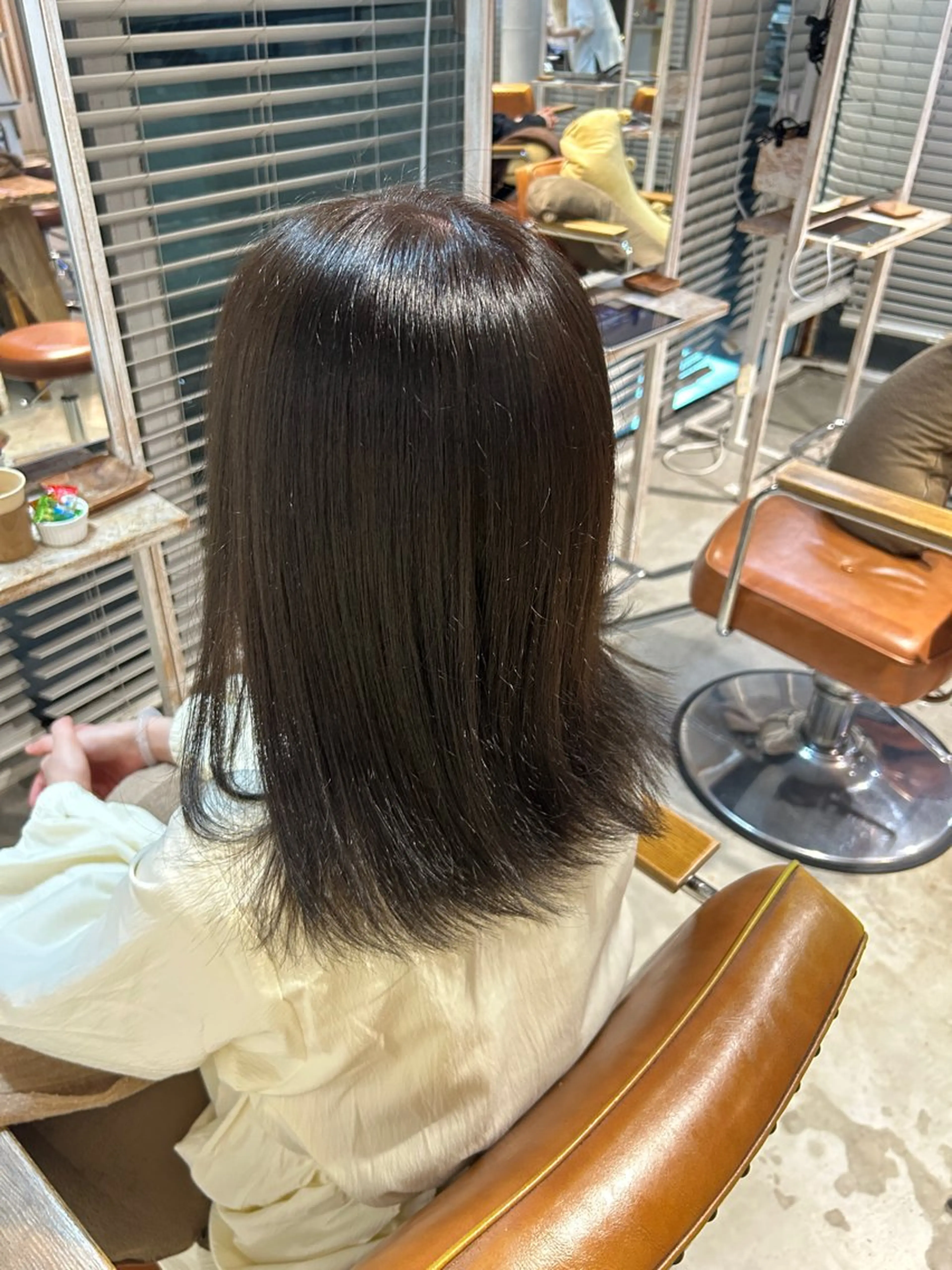 セミロング カラー ブリーチ 透明感カラー 林奏良 髪質改善/ハイトーンのヘアスタイル