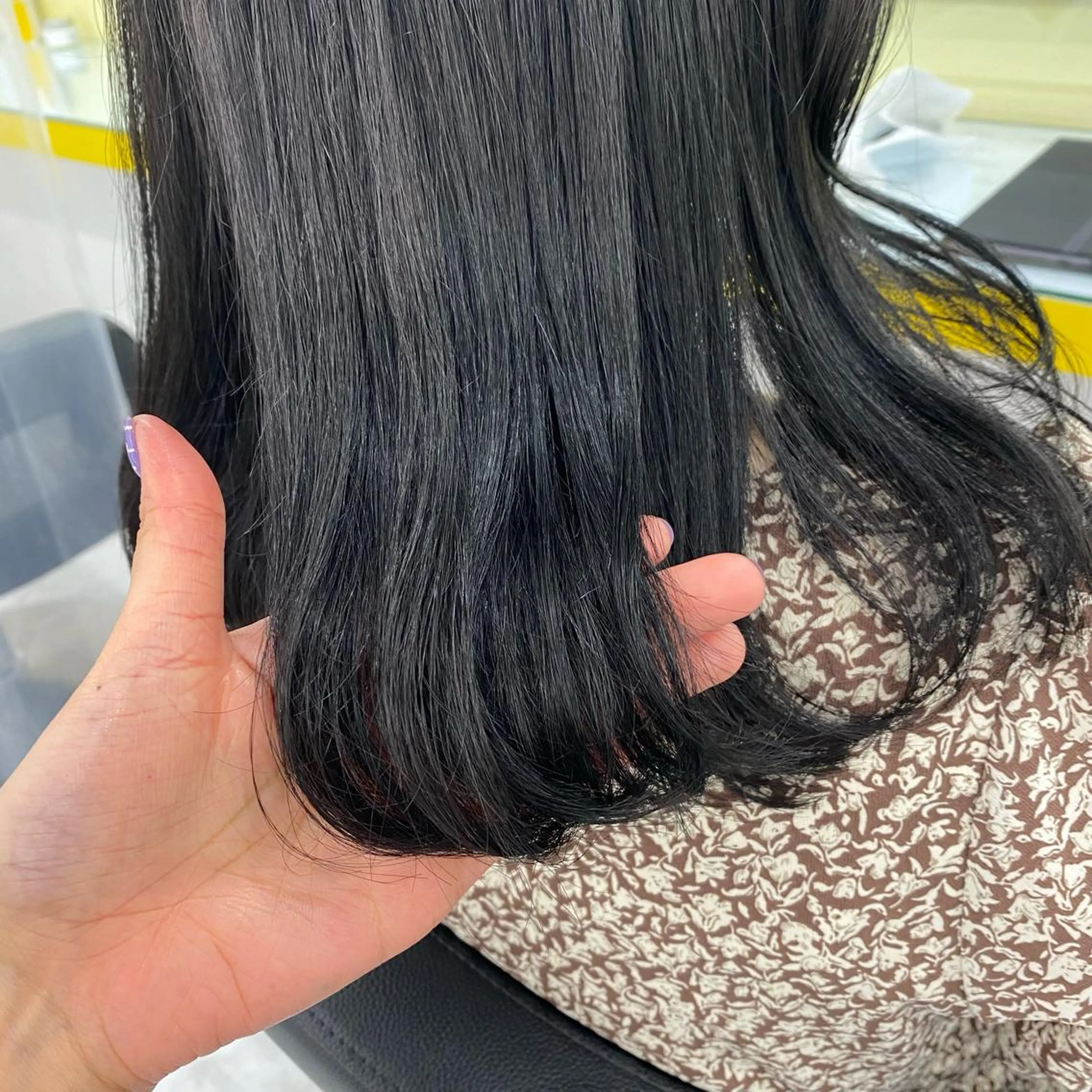 セミロング カラー ヘアアレンジ ヘアカラー mai🍑暖色カラー /レイヤー💖のヘアスタイル