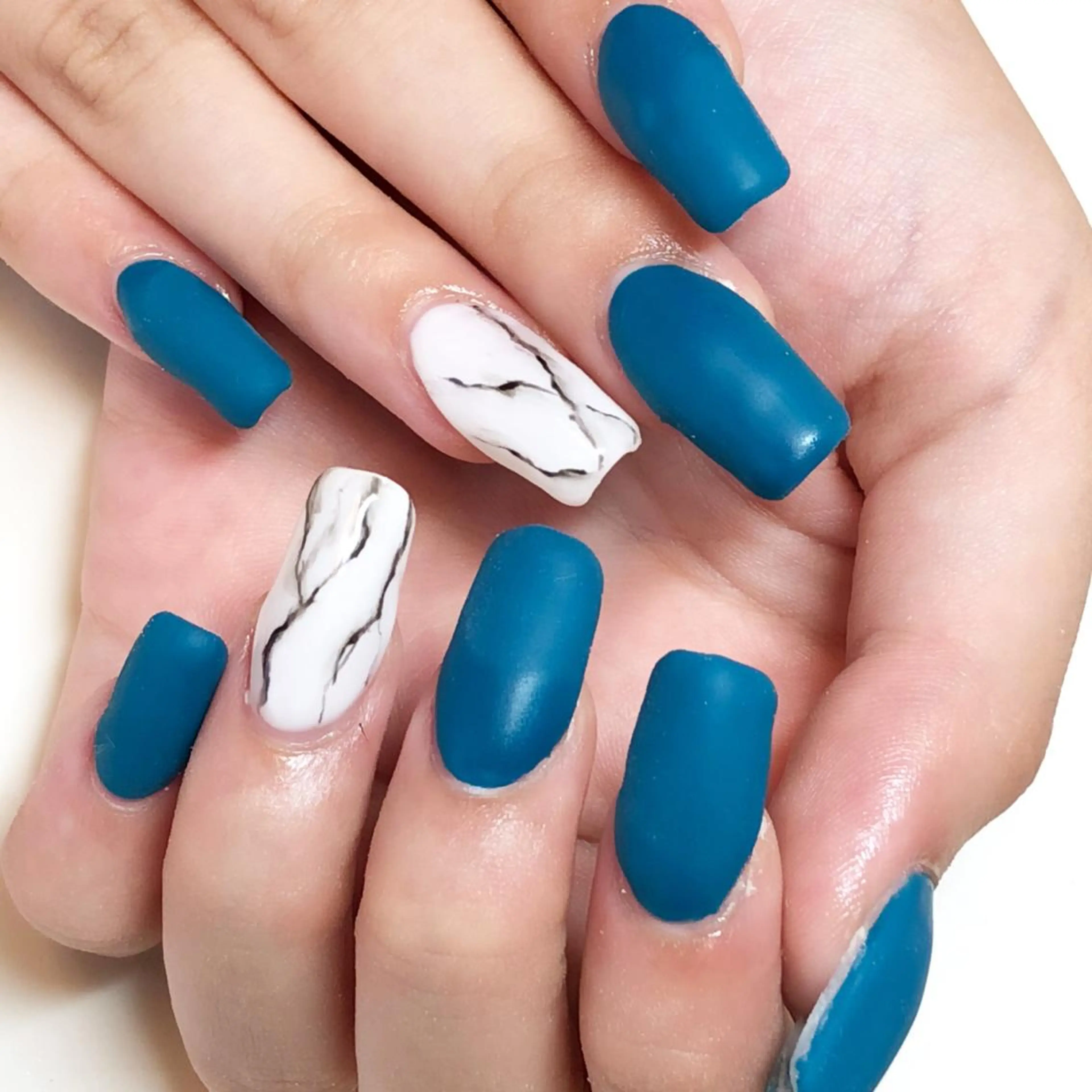 ネイル アートネイル ワンカラーネイル スカルプネイル KIREIE NAILSのネイルデザイン