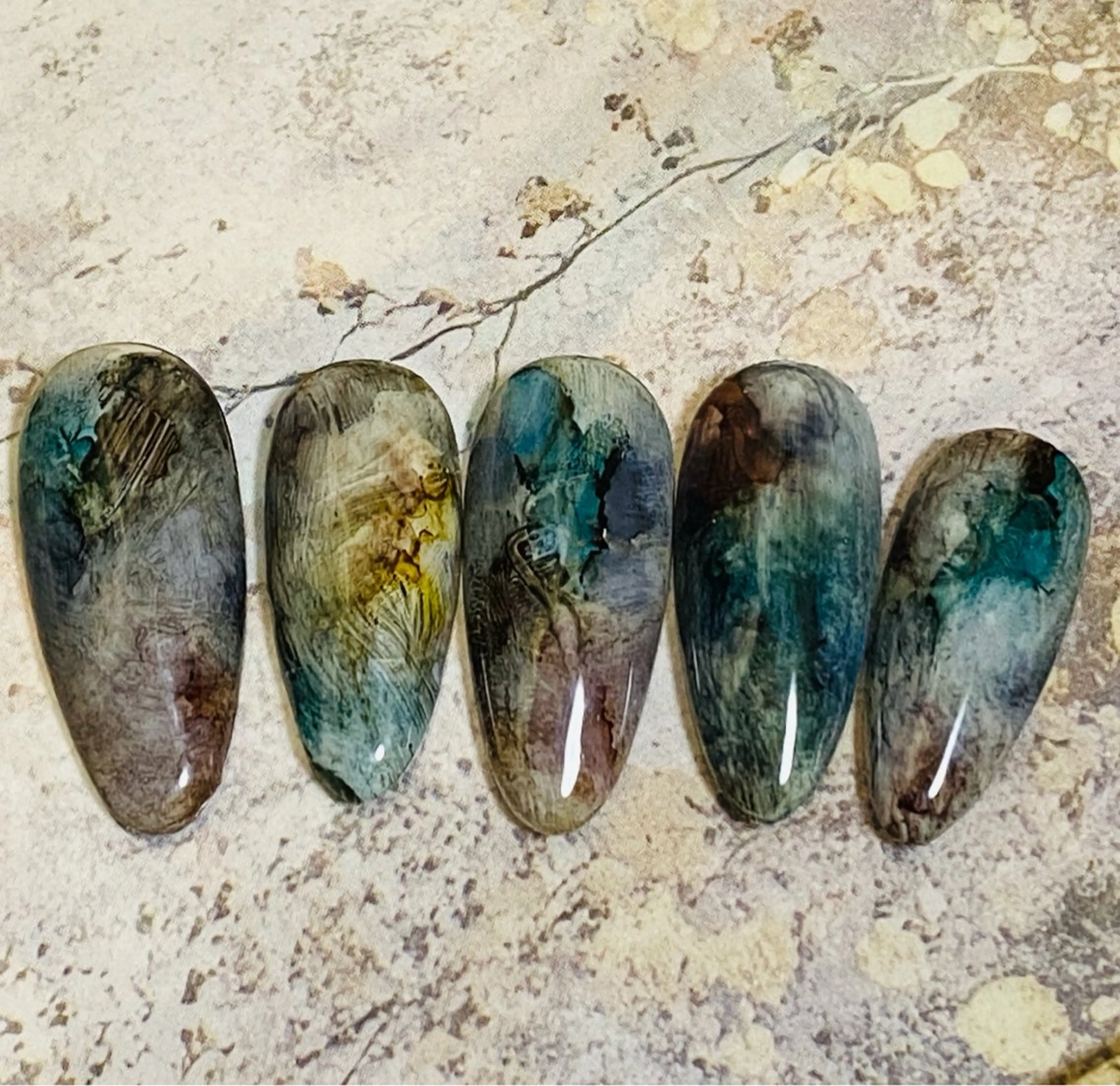 ネイル 自宅ネイルサロン ♦️nuance♦️のネイルデザイン