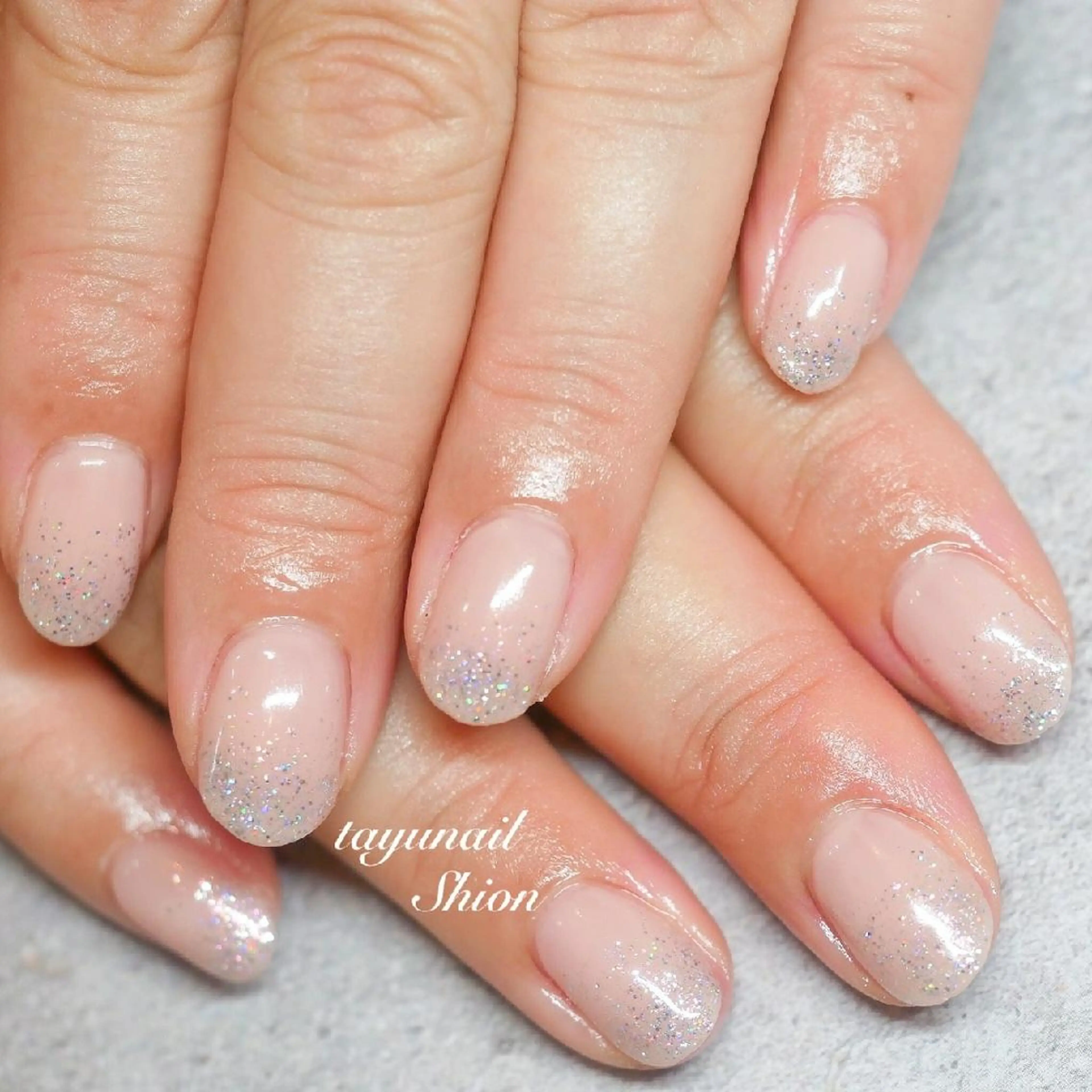 ネイル ブルー ジェルネイル グラデーション キラキラネイル ラメ(グリッター) ネイルサロン 【たゆnail】のネイルデザイン