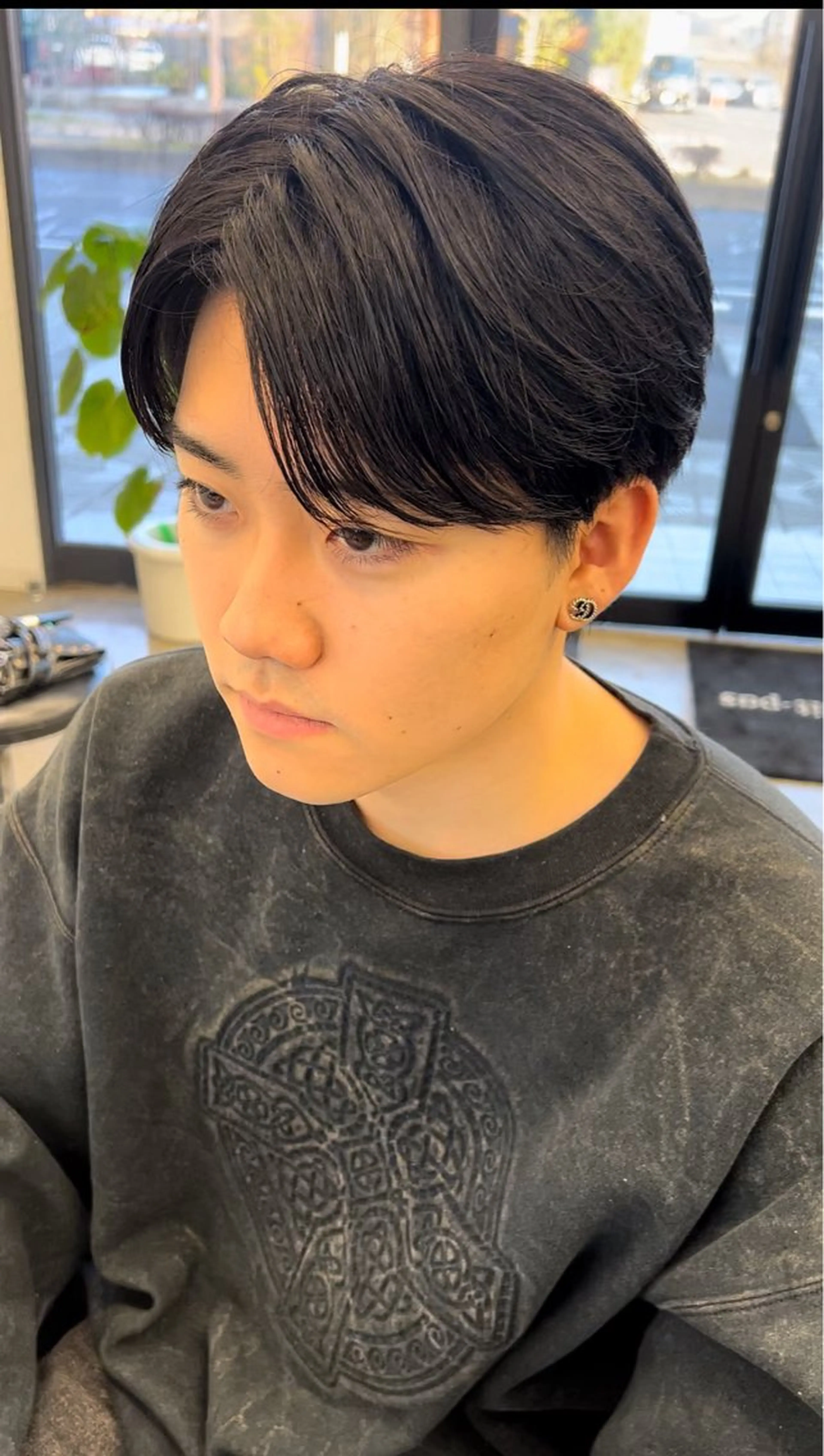 ショート メンズ センターパート メンズ韓国風 韓国風ヘア カット メンズ特化美容師 井上大輔のヘアスタイル