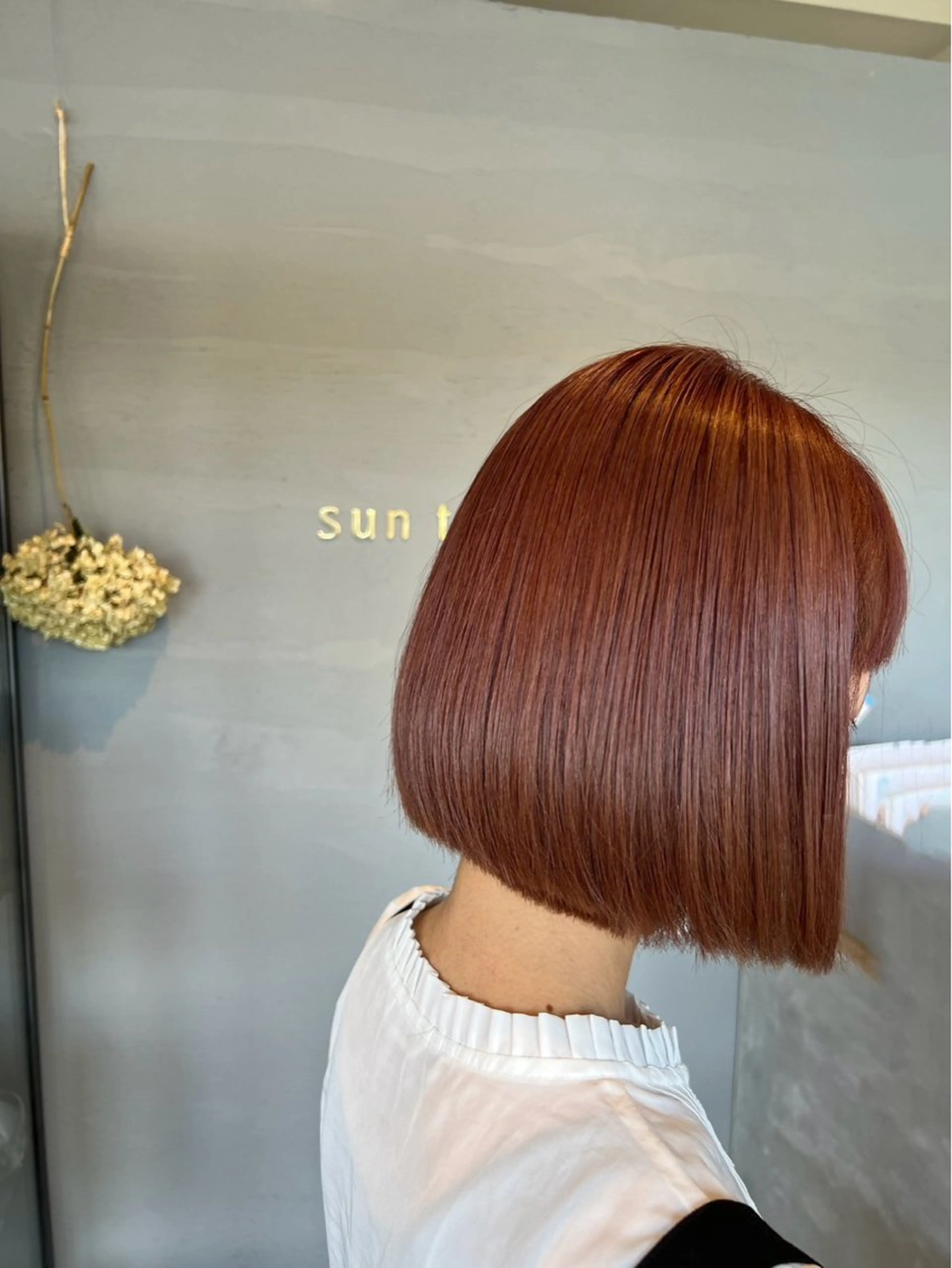 ショート カラー sun trip 荒川のヘアスタイル