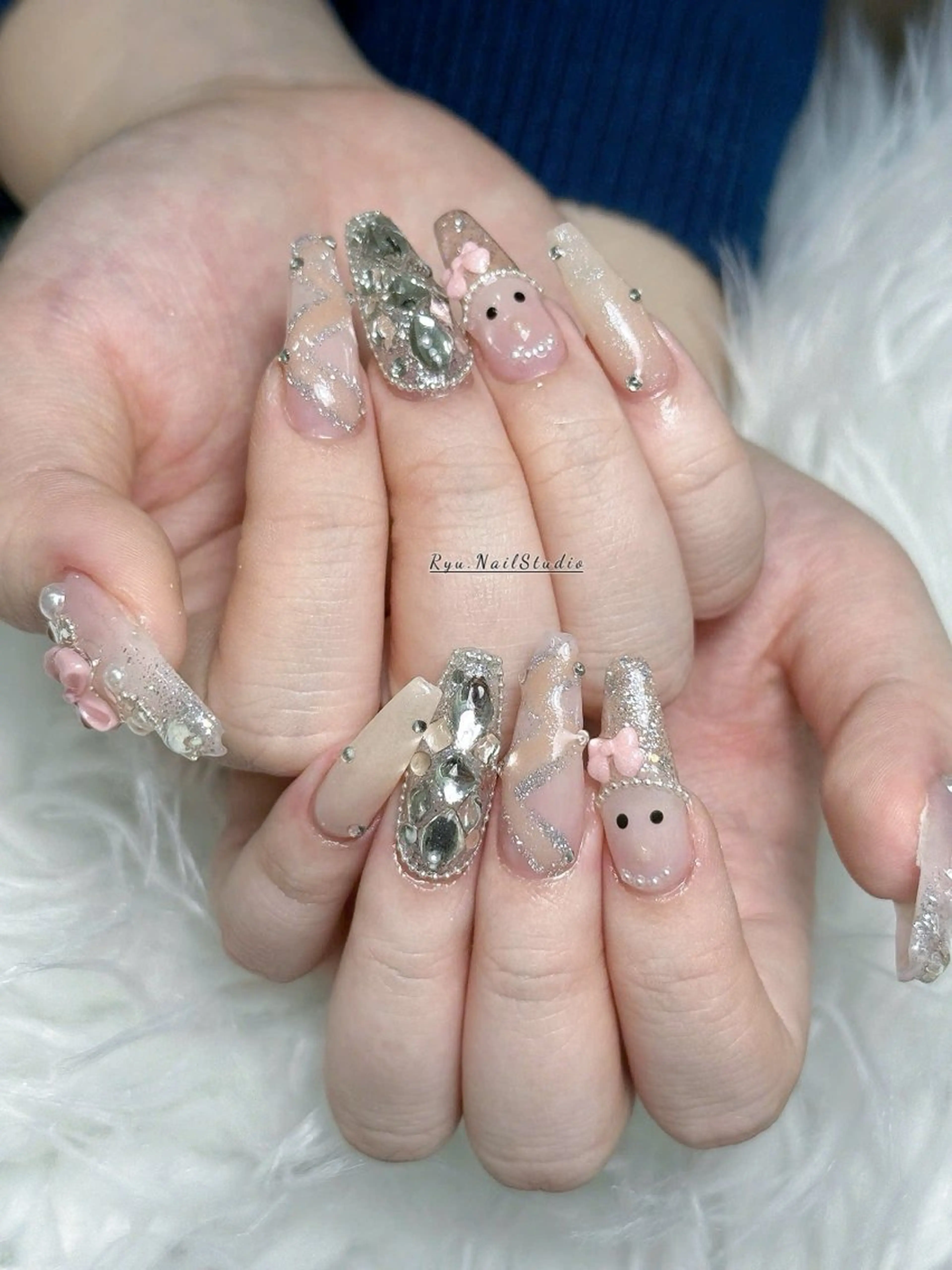 ネイル アートネイル フレンチネイル ジェルネイル キラキラネイル ニュアンスネイル Ryu Nail YukiChanのネイルデザイン