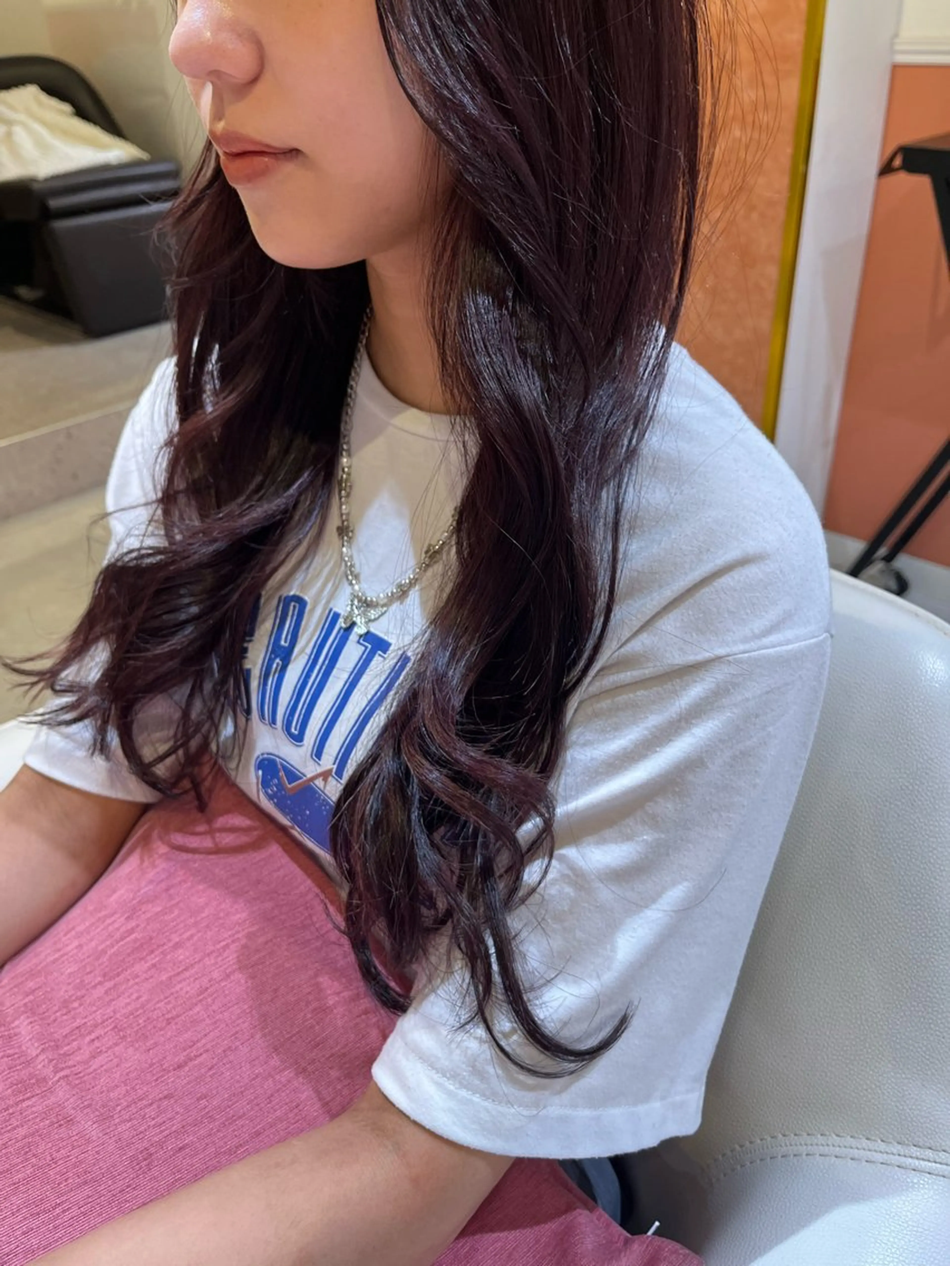 ロング ヘアカラー 梛木 唯のヘアスタイル