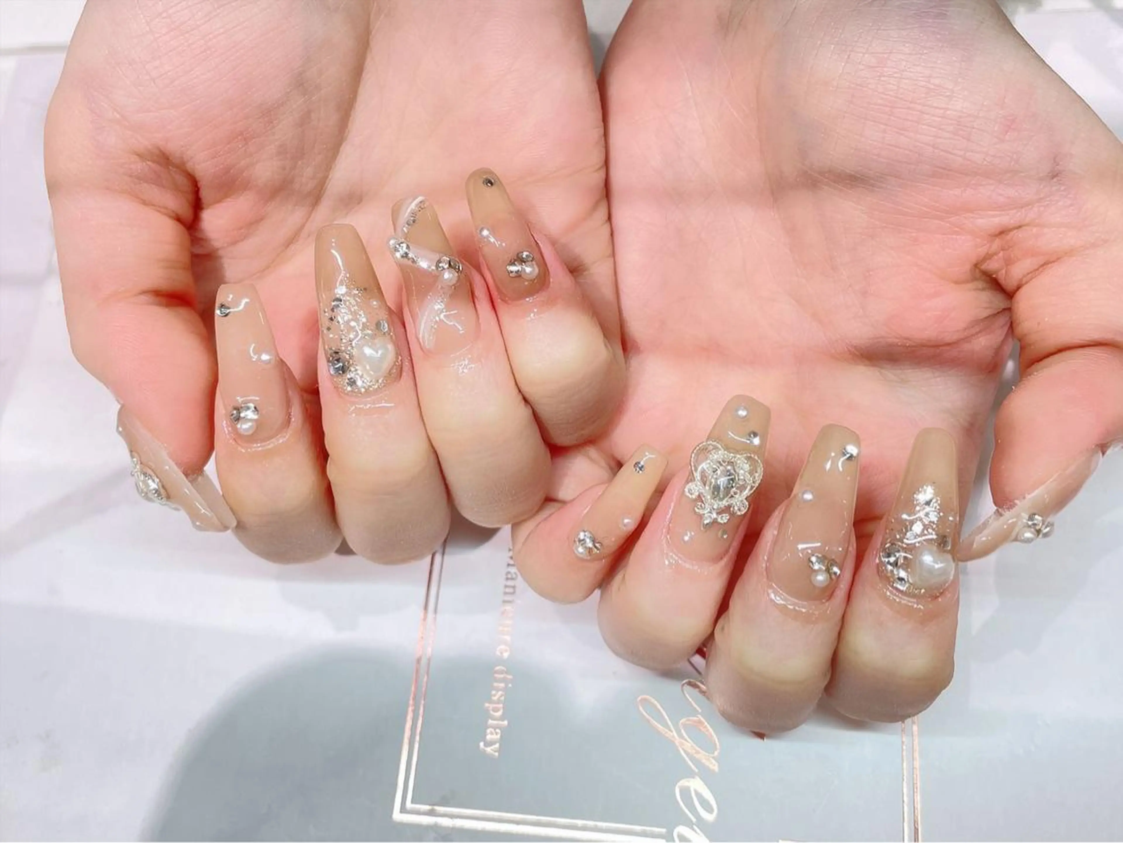 ネイル 美爪パラジェル導入店 Sunnilyのネイルデザイン