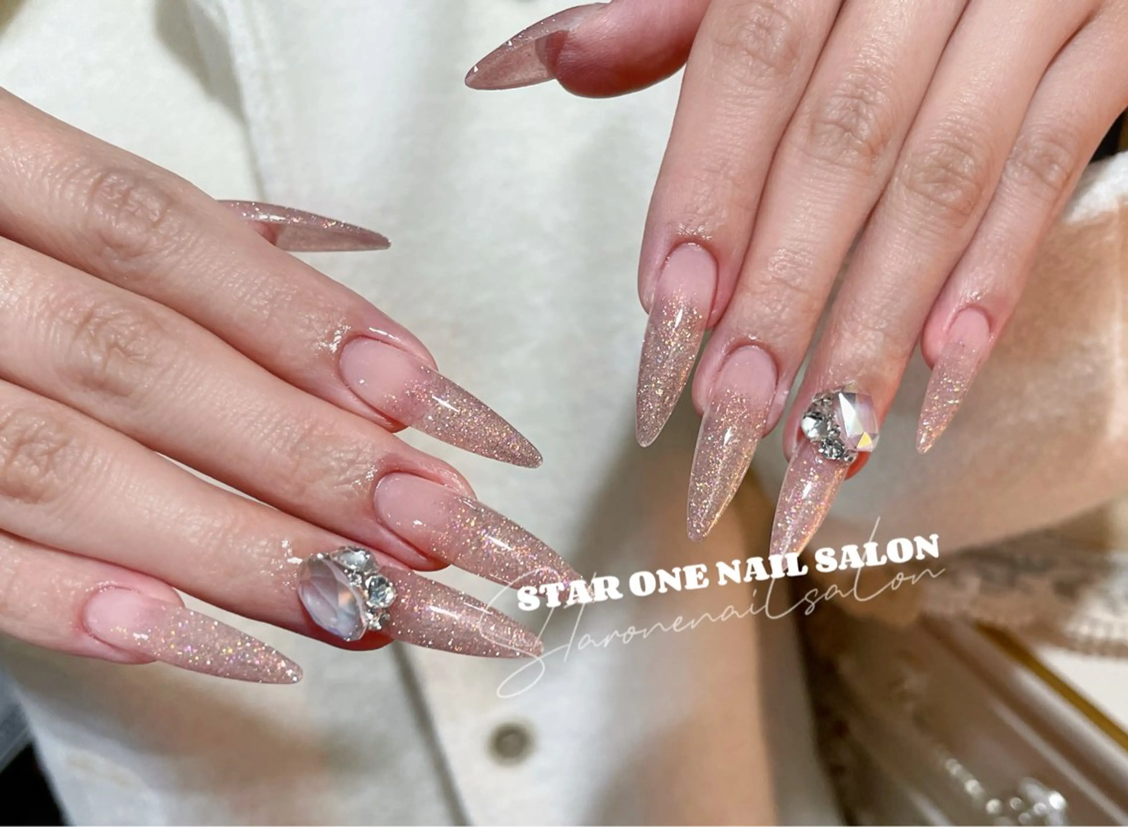 ネイル ハンドネイル 星 あみのネイルデザイン