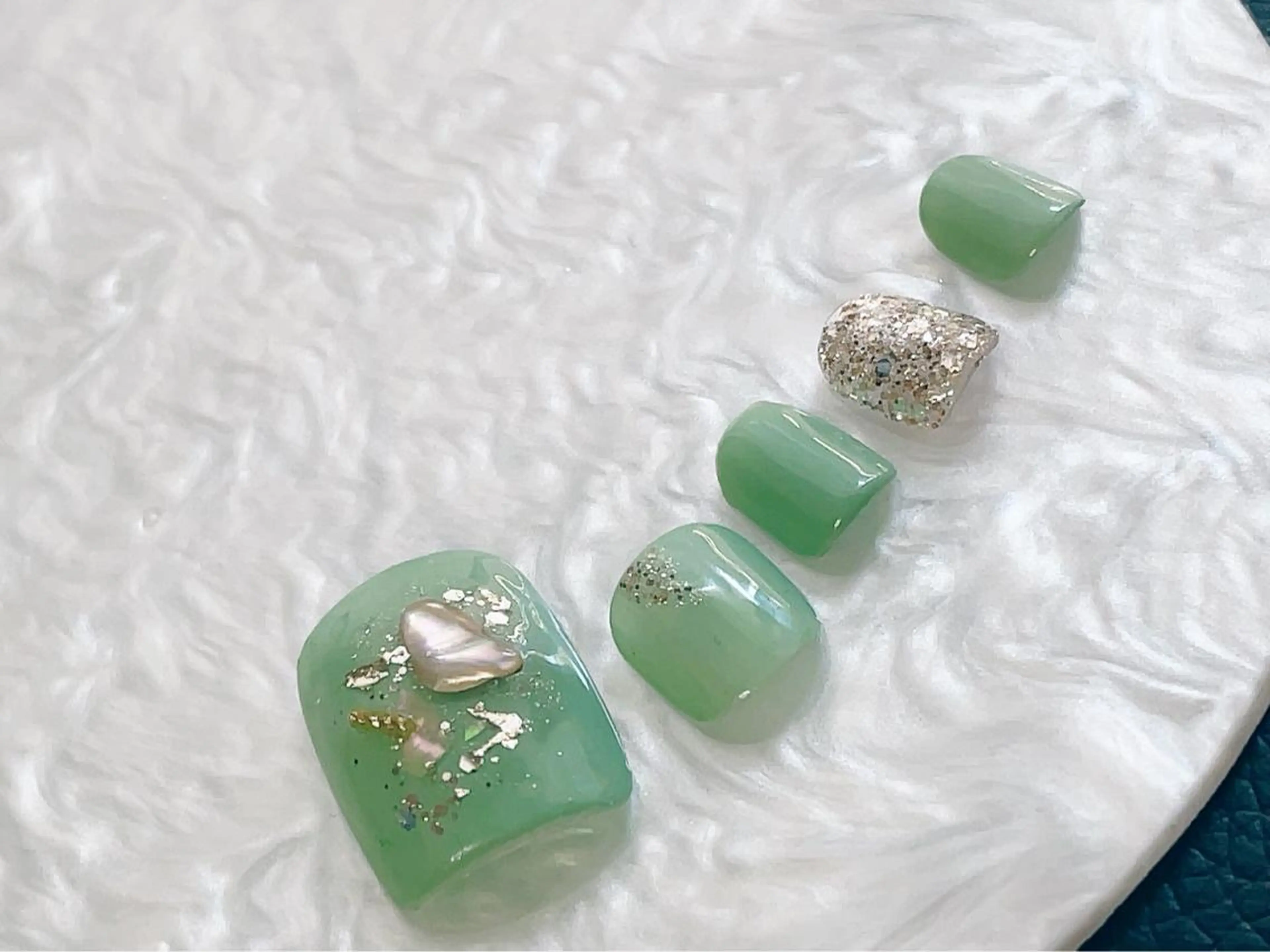 ネイル フットネイル 大阪江坂 Kaiのネイルデザイン