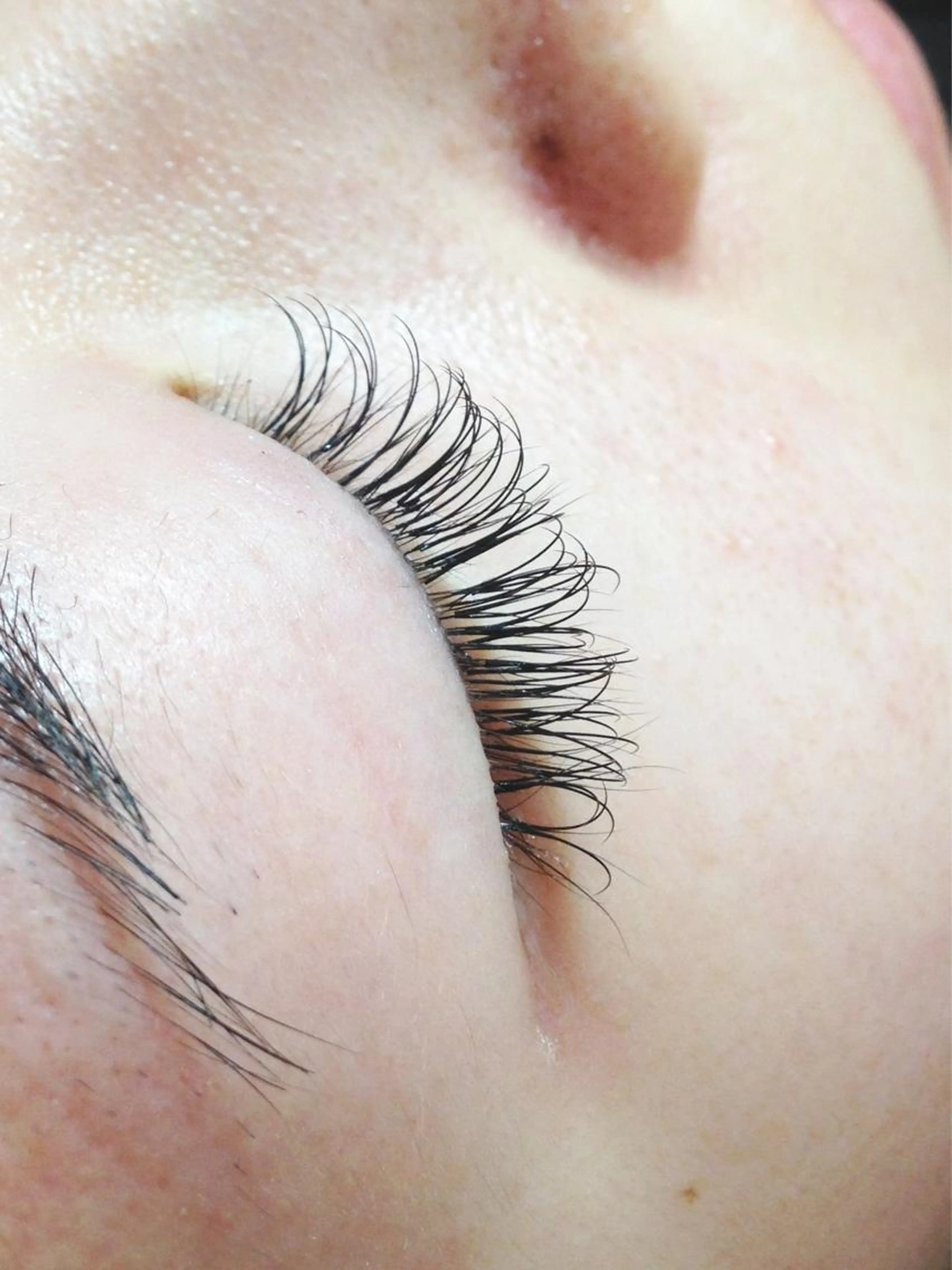 【NEWスタッフ施術】期間限定!フラットラッシュ140本　160本¥5500の写真