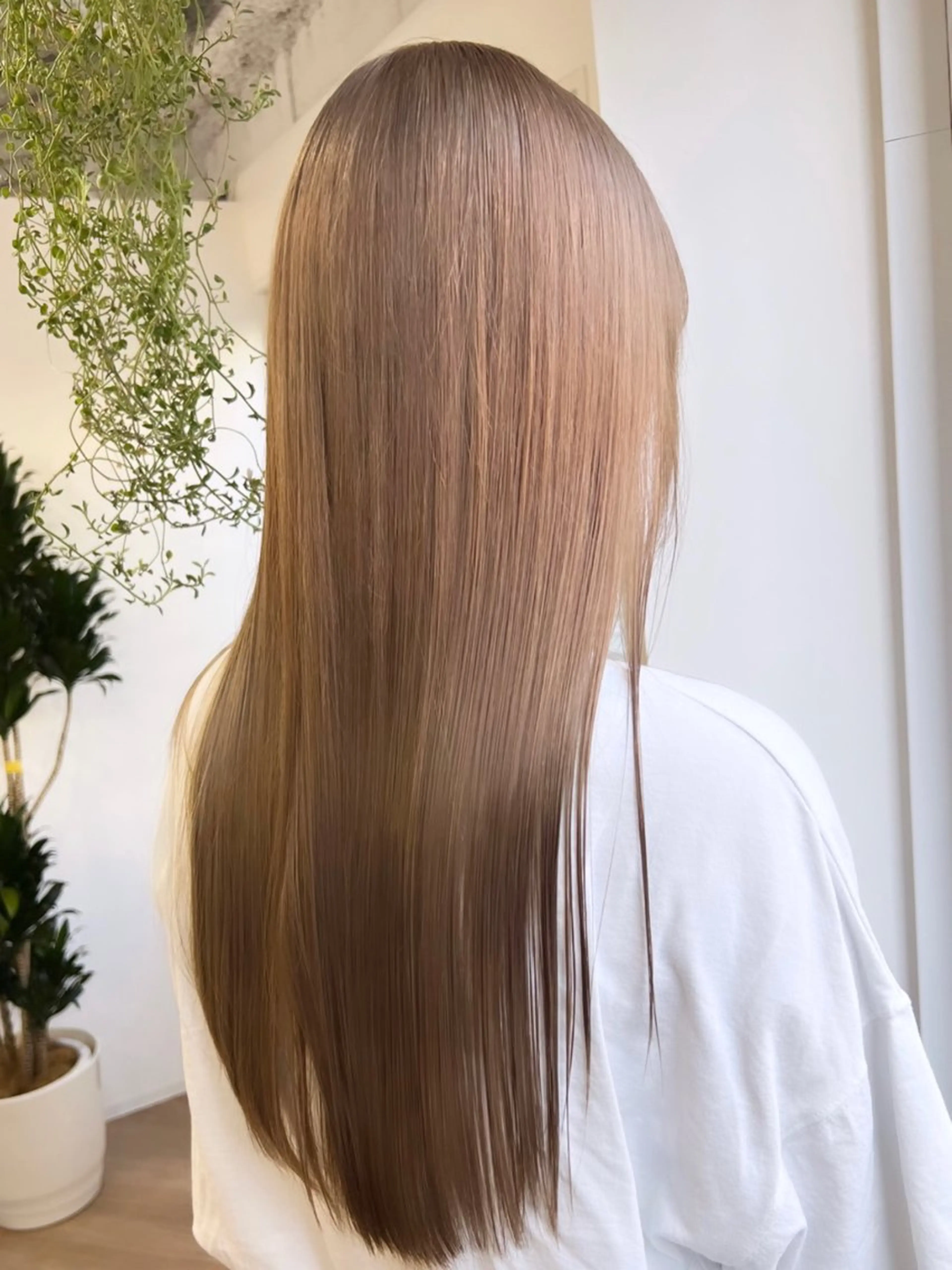 ロング カラー ベージュカラー ブリーチ ブロンド ブラウンカラー ケアブリーチ カット ヘアカラー トリートメント nico TOKYO 渋谷所属・ブリーチ ハイトーン 特化🌈フジタハルキのヘアスタイル