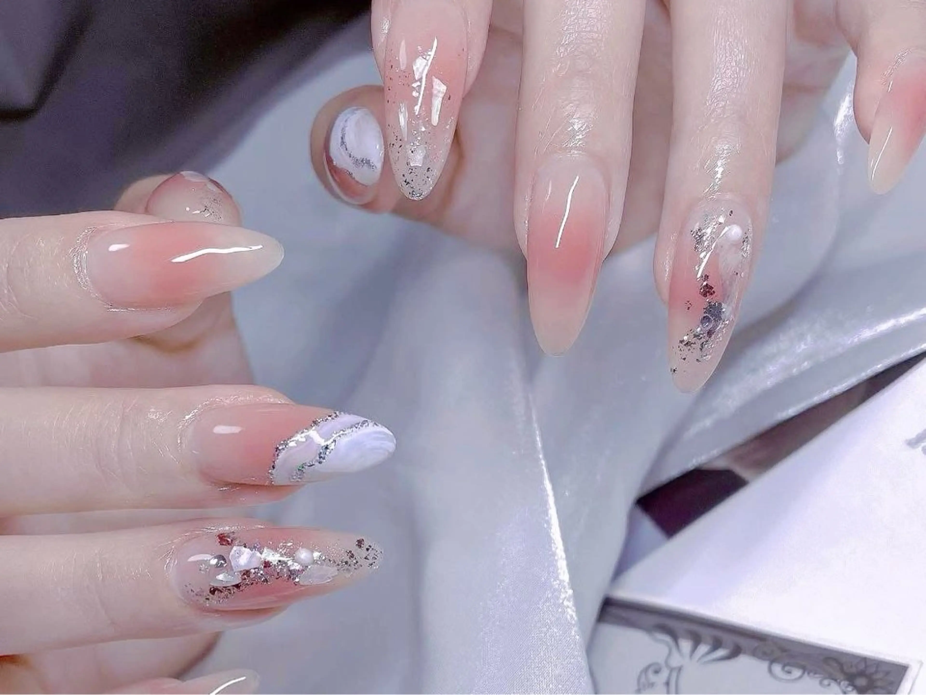 ネイル Mira Nail Studioのネイルデザイン