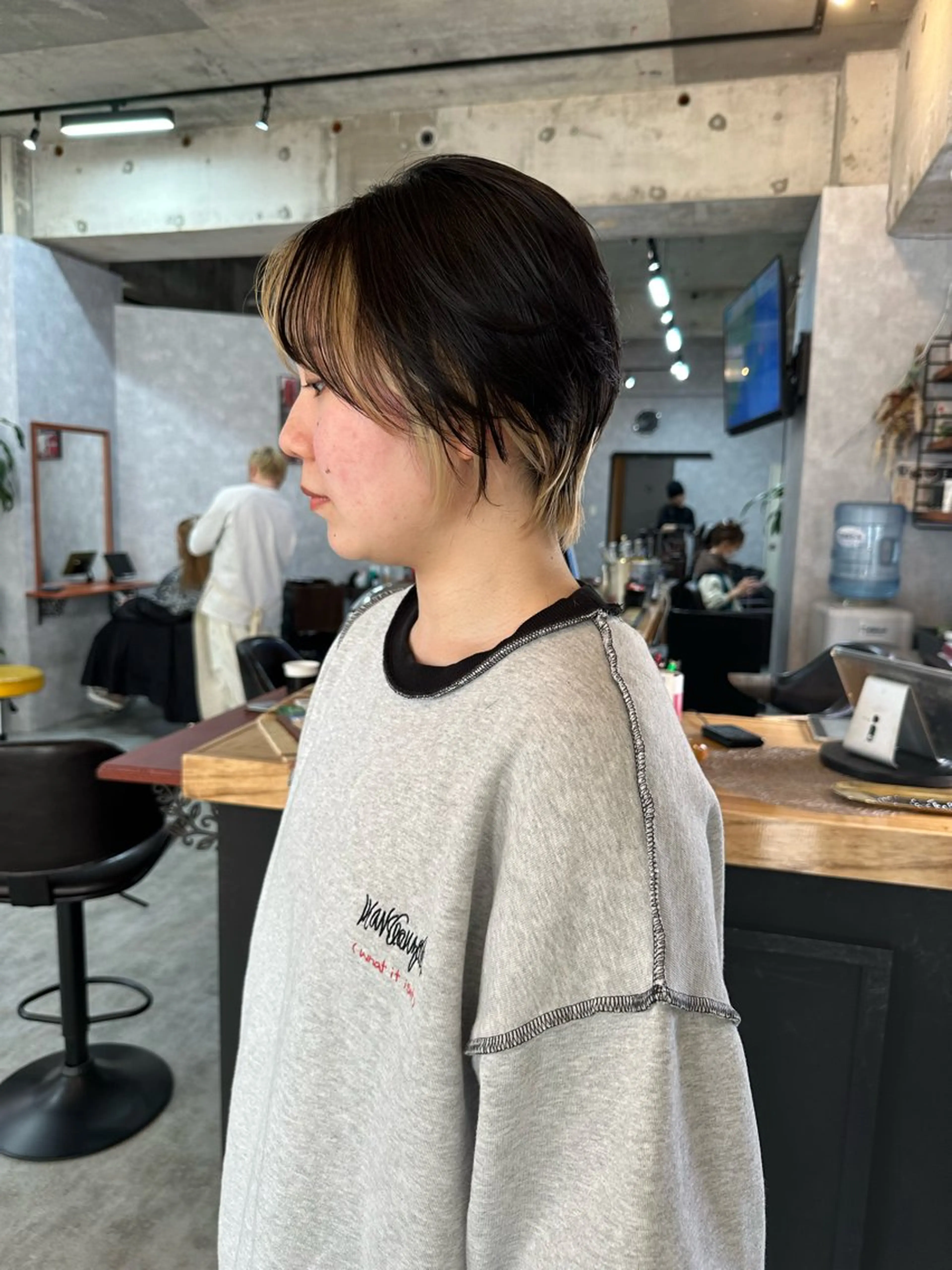 ショート 切りっぱなしボブ ショートボブ ハンサムショート 丸みショート ボブ モテ髪/ボブ/ショー ト/アダチフウトのヘアスタイル