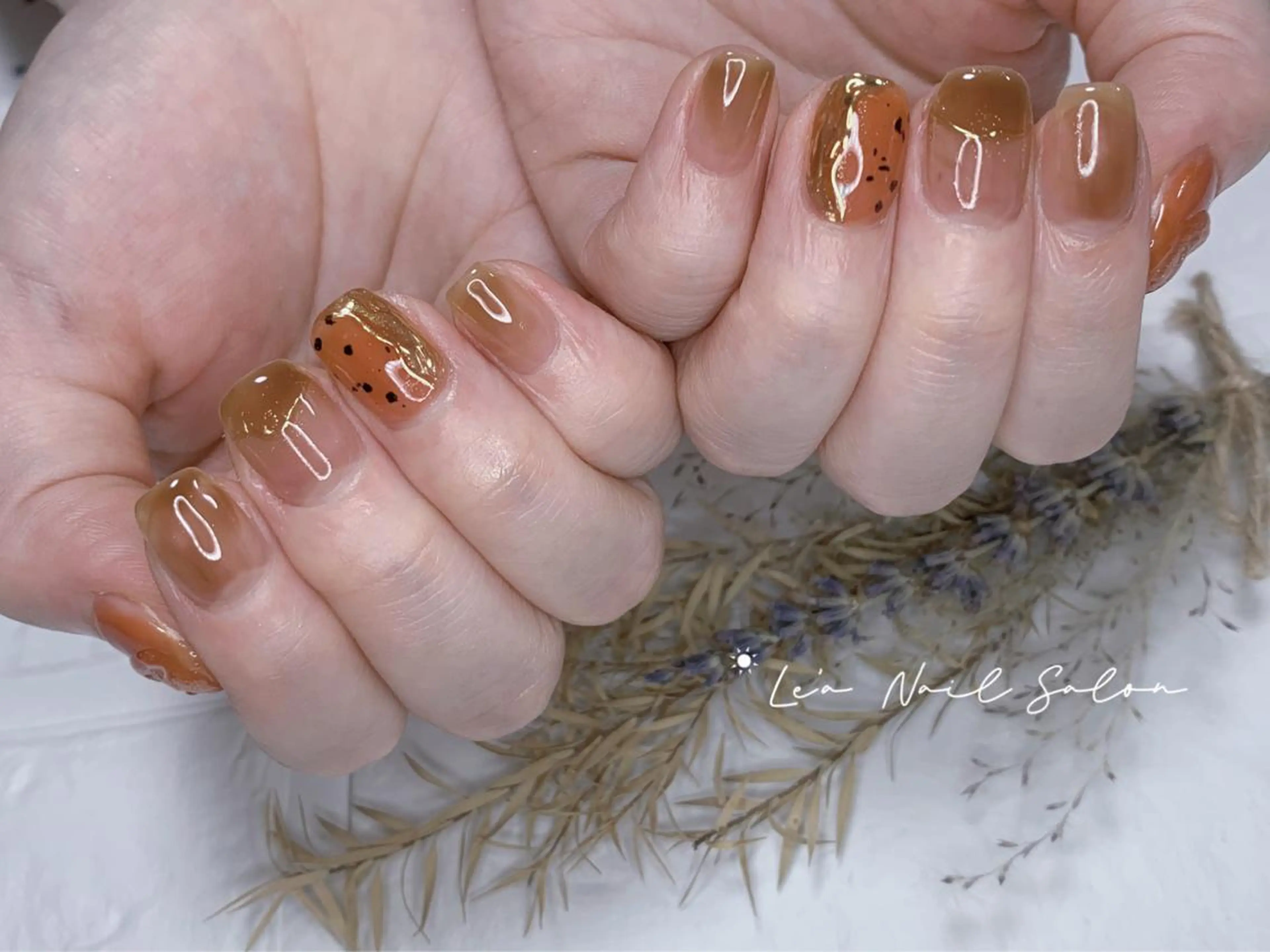 ショート カラー ネイル Le’a NailSalonのネイルデザイン