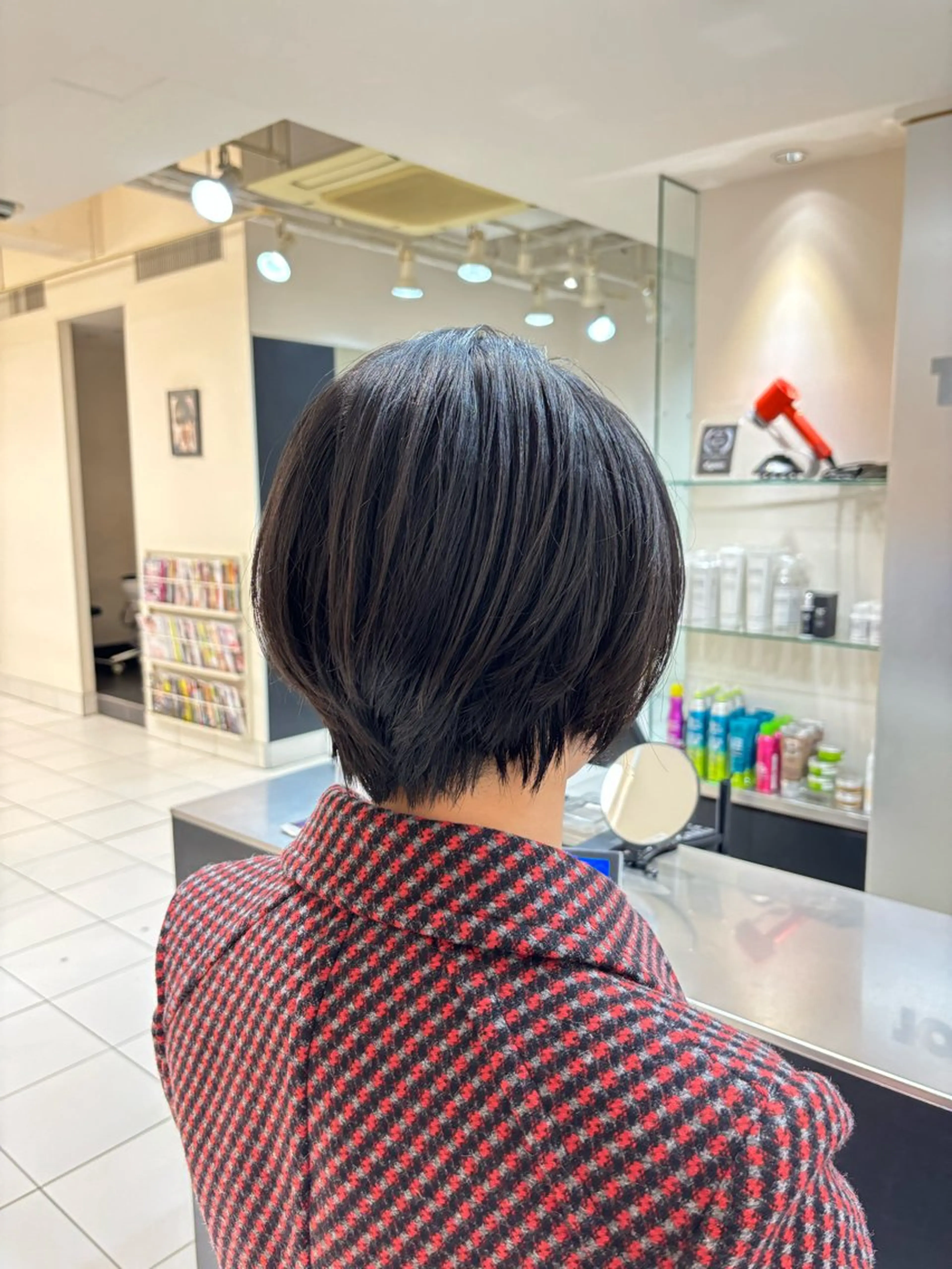 ショート 大山 真衣のヘアスタイル