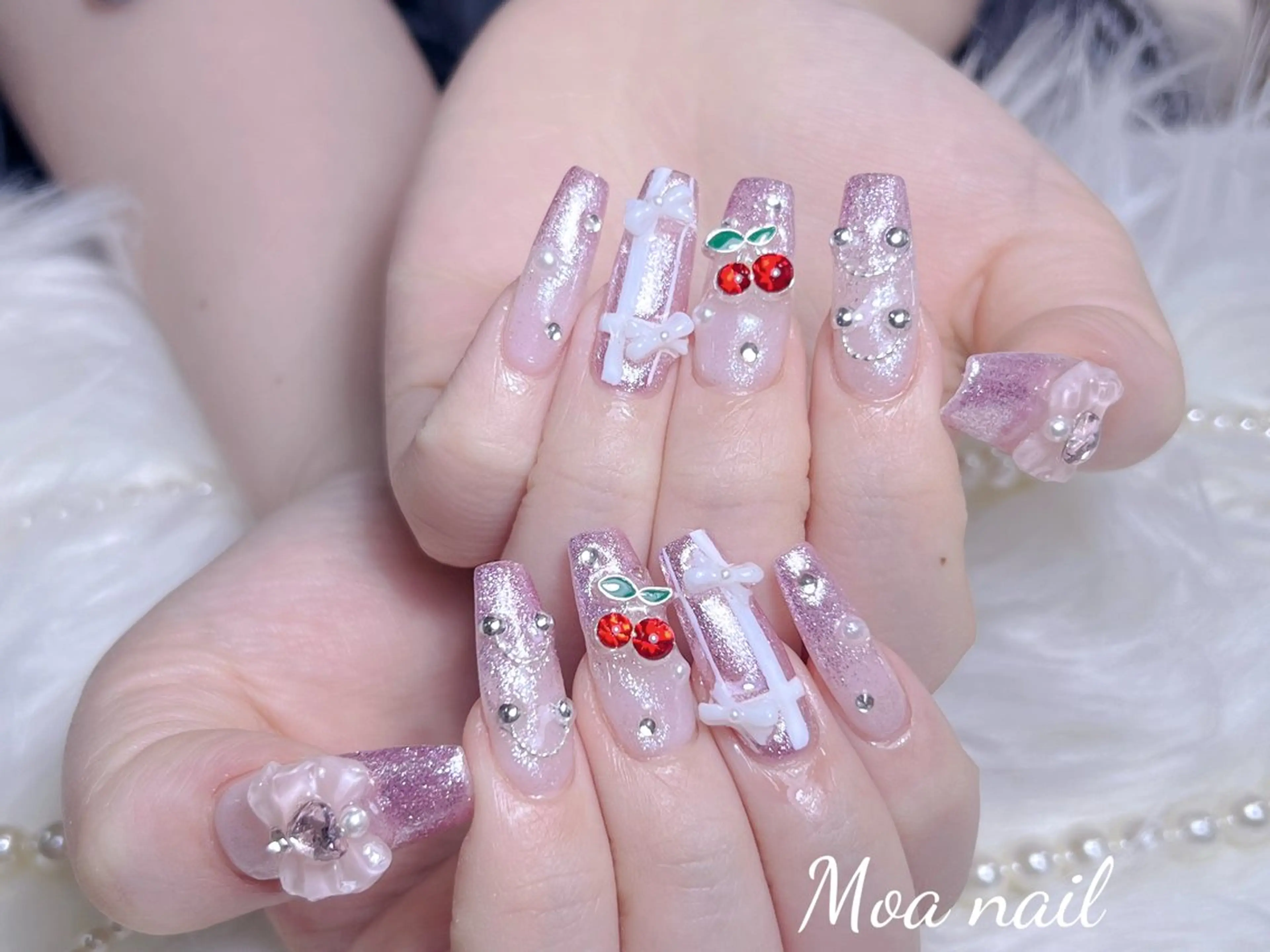 ネイル 長さ出し フレンチネイル ガラスフレンチ ハート キラキラネイル ハンドネイル Moa nailのネイルデザイン