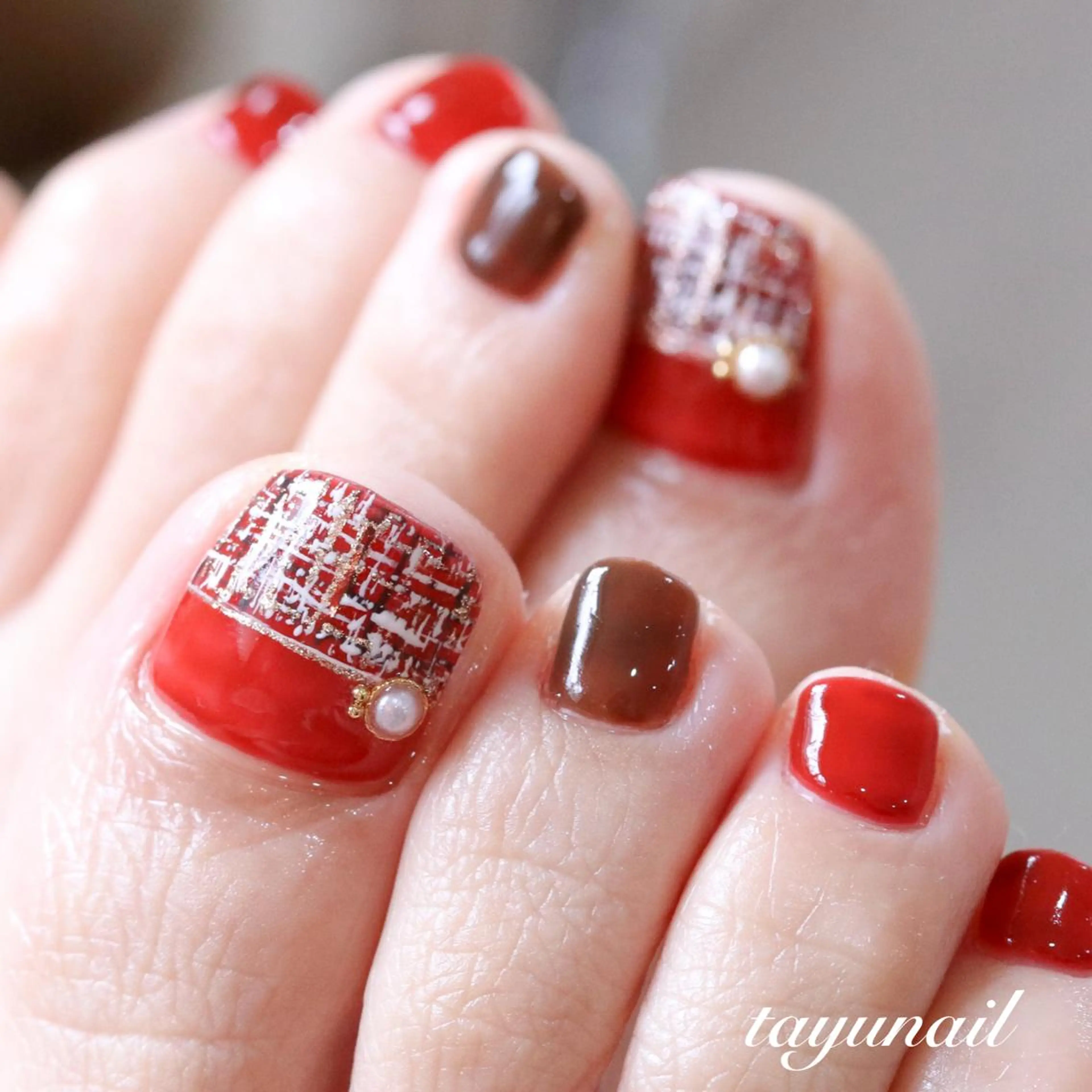ネイル フットネイル ジェルネイル パラジェル ツイードネイル フットネイル ネイルサロン 【たゆnail】のネイルデザイン