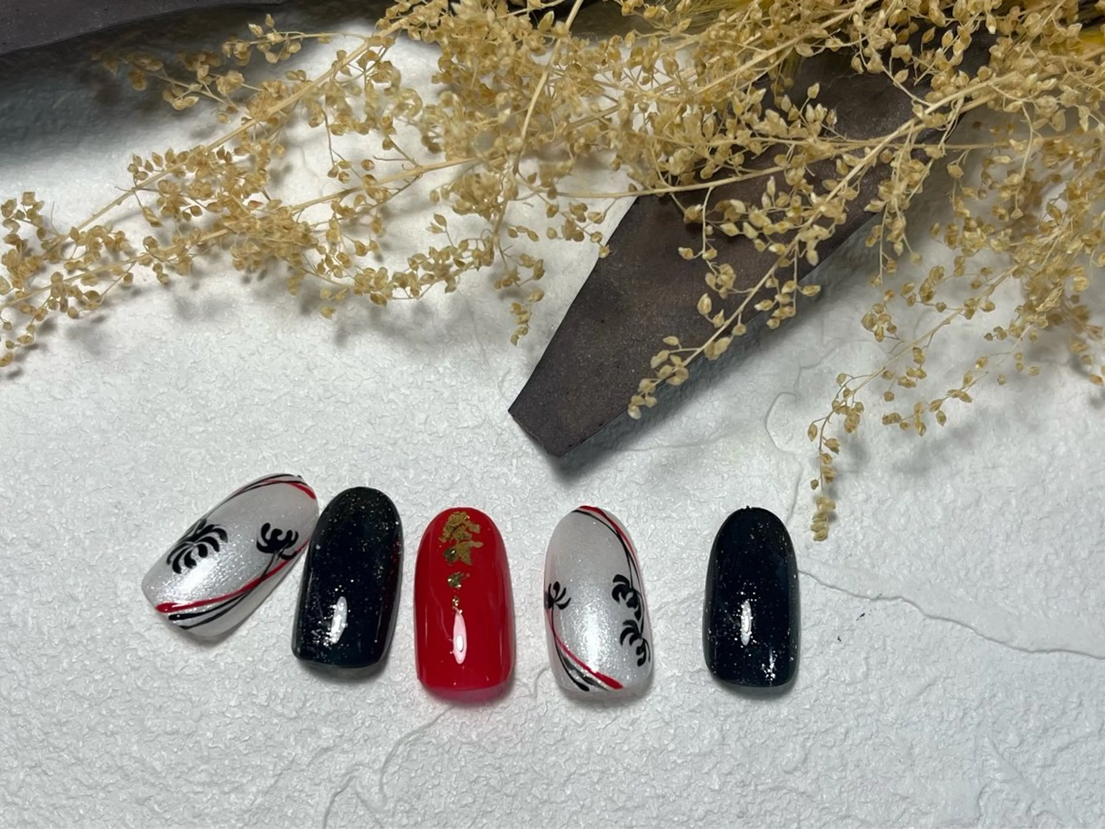 ネイル オーロラネイル 成人式 フットネイル フレンチネイル ジェルネイル kiki nail &brow二子玉川の眉毛・アイブロウイメージ