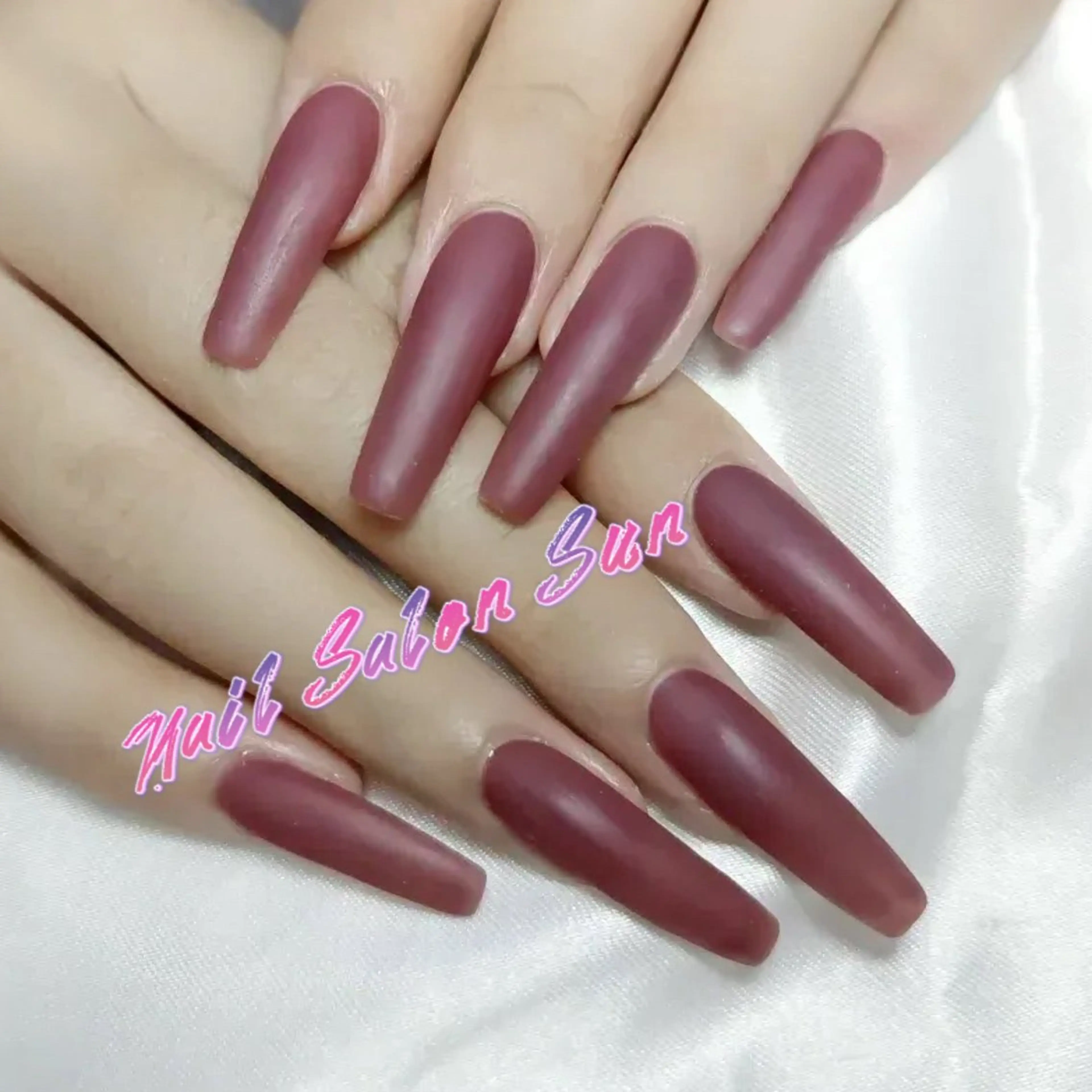 ネイル ハンドネイル Sun Nail サン ネイルサロンのネイルデザイン