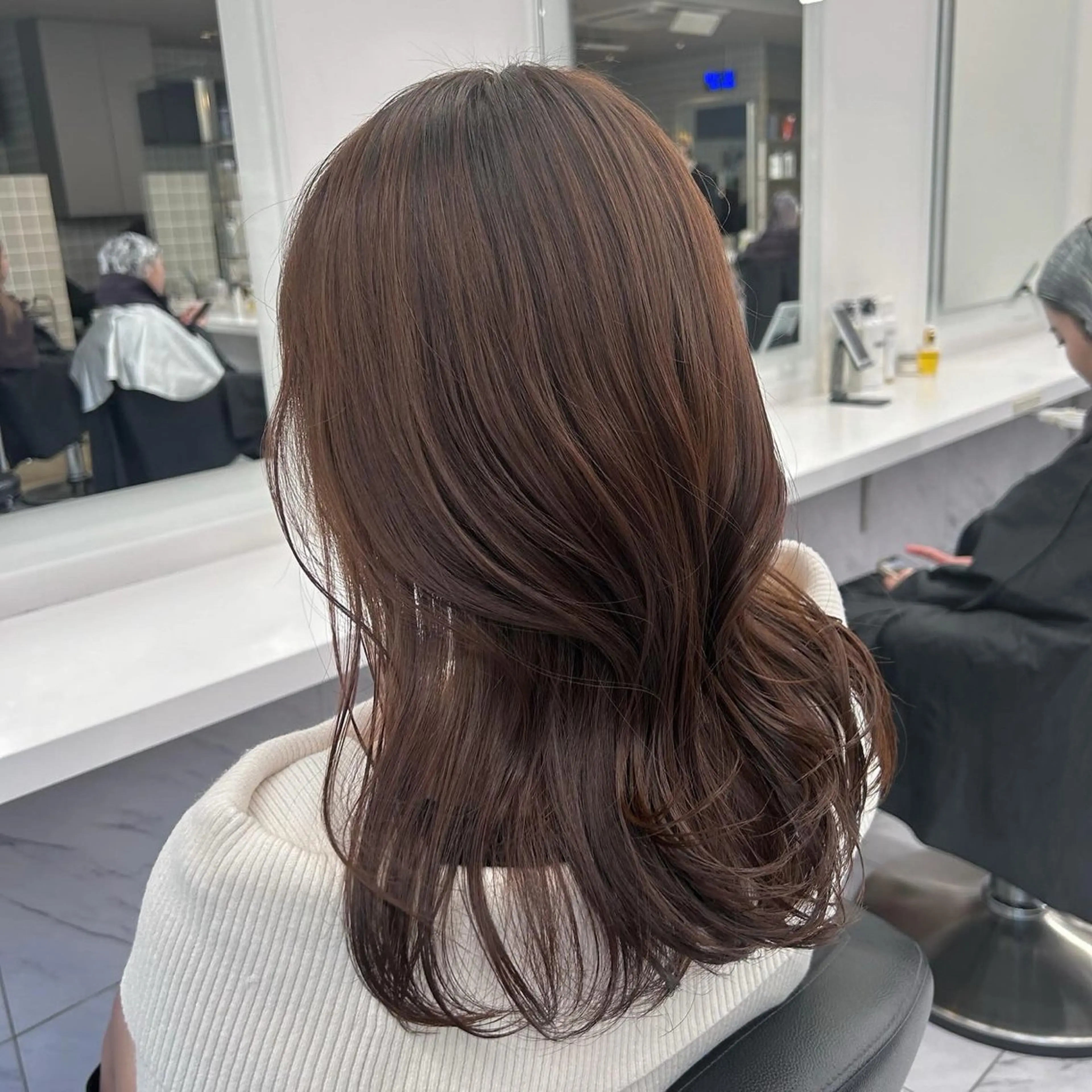 セミロング カラー パーマ ヘアアレンジ メンズ キッズ ブリーチなしカラー/ ブラウン/レイヤーのヘアスタイル