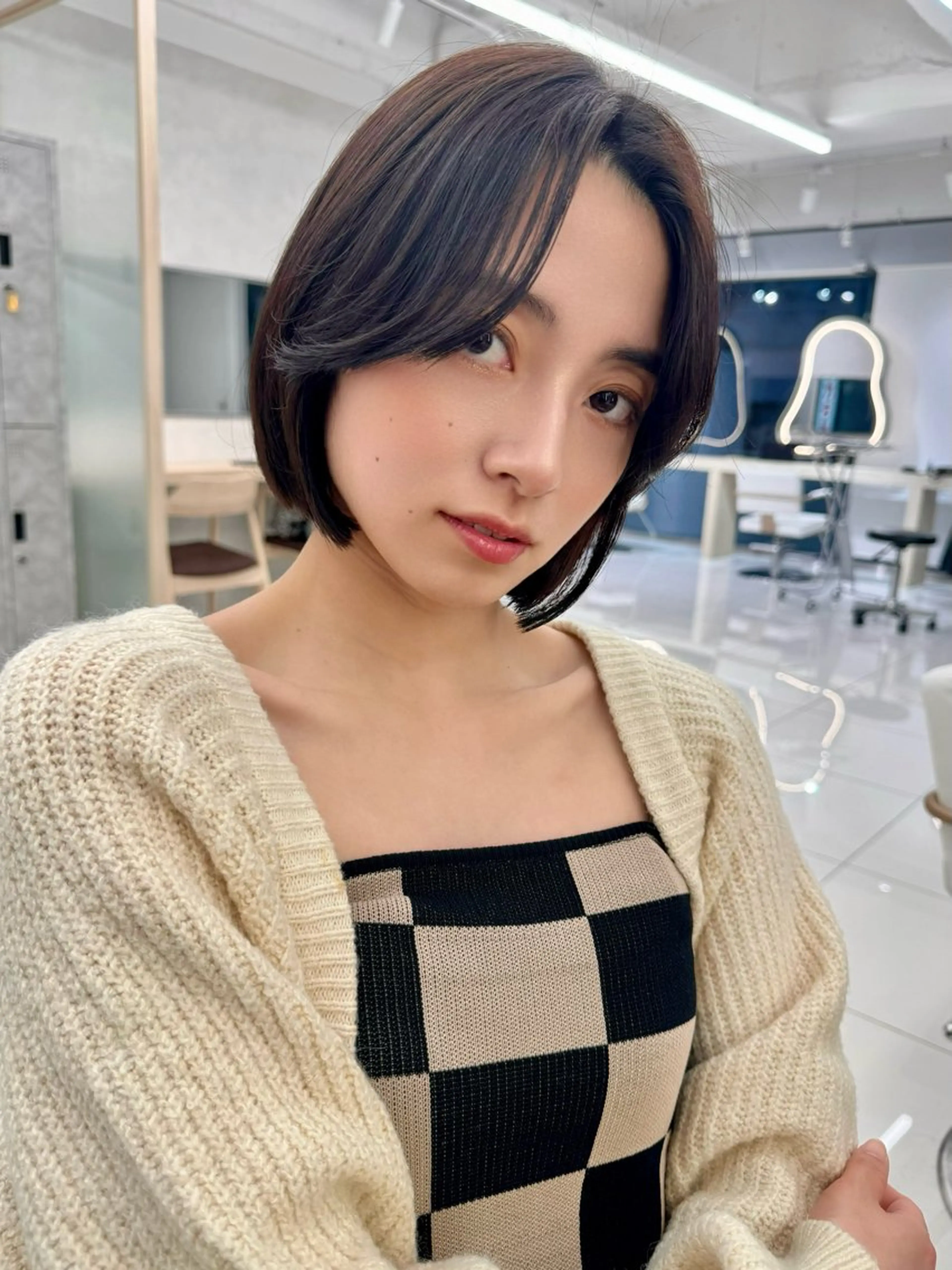 ショート 三鷹で1番ショート ボブをカットする新谷のヘアスタイル