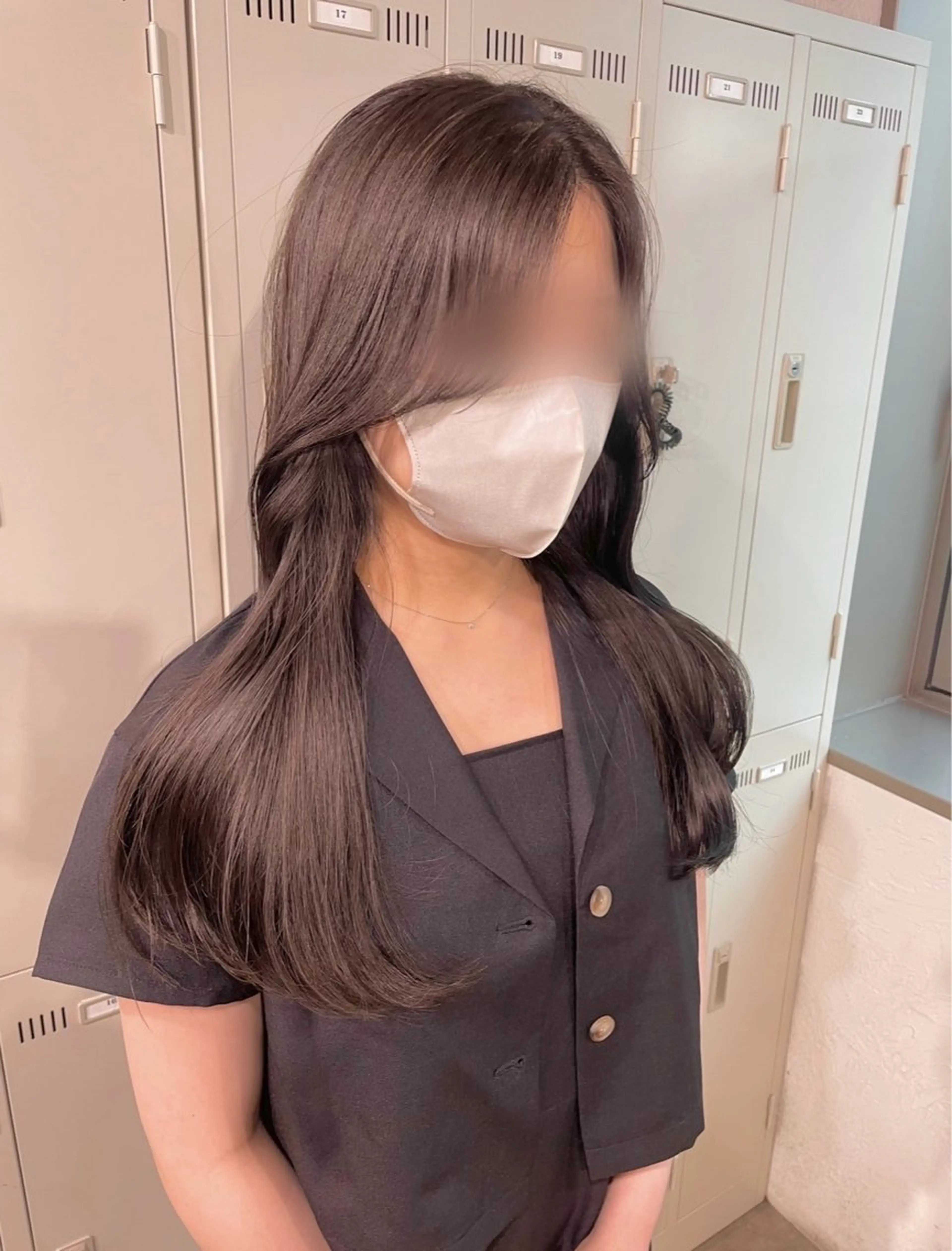 ロング 顔まわりレイヤー 顔周りカット 韓国風ヘア レイヤーカット 透明感カラー・レイヤ ー🎀amika🎀のヘアスタイル