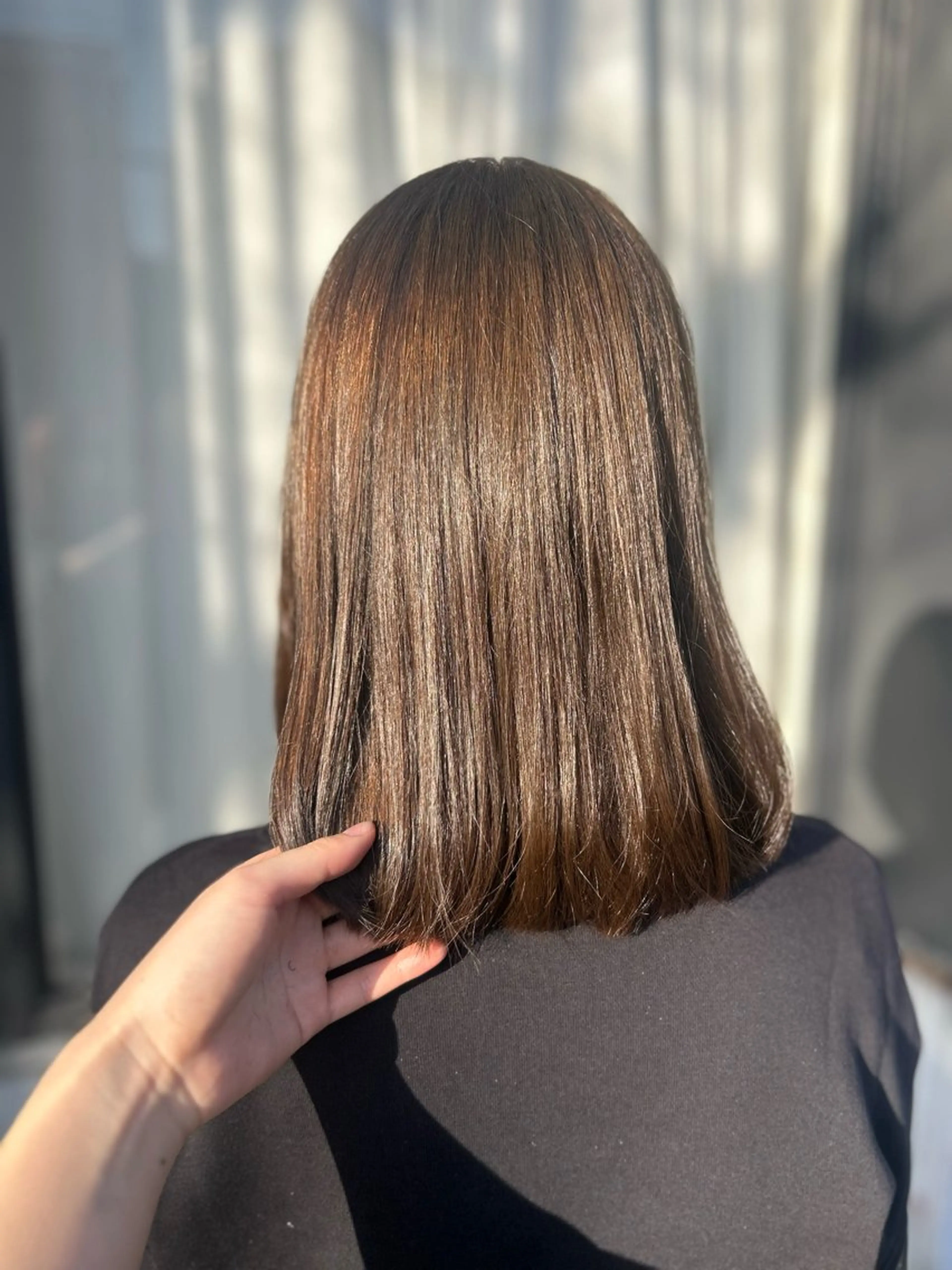 ミディアム アッシュ カット ヘアカラー iroha /Cielのヘアスタイル