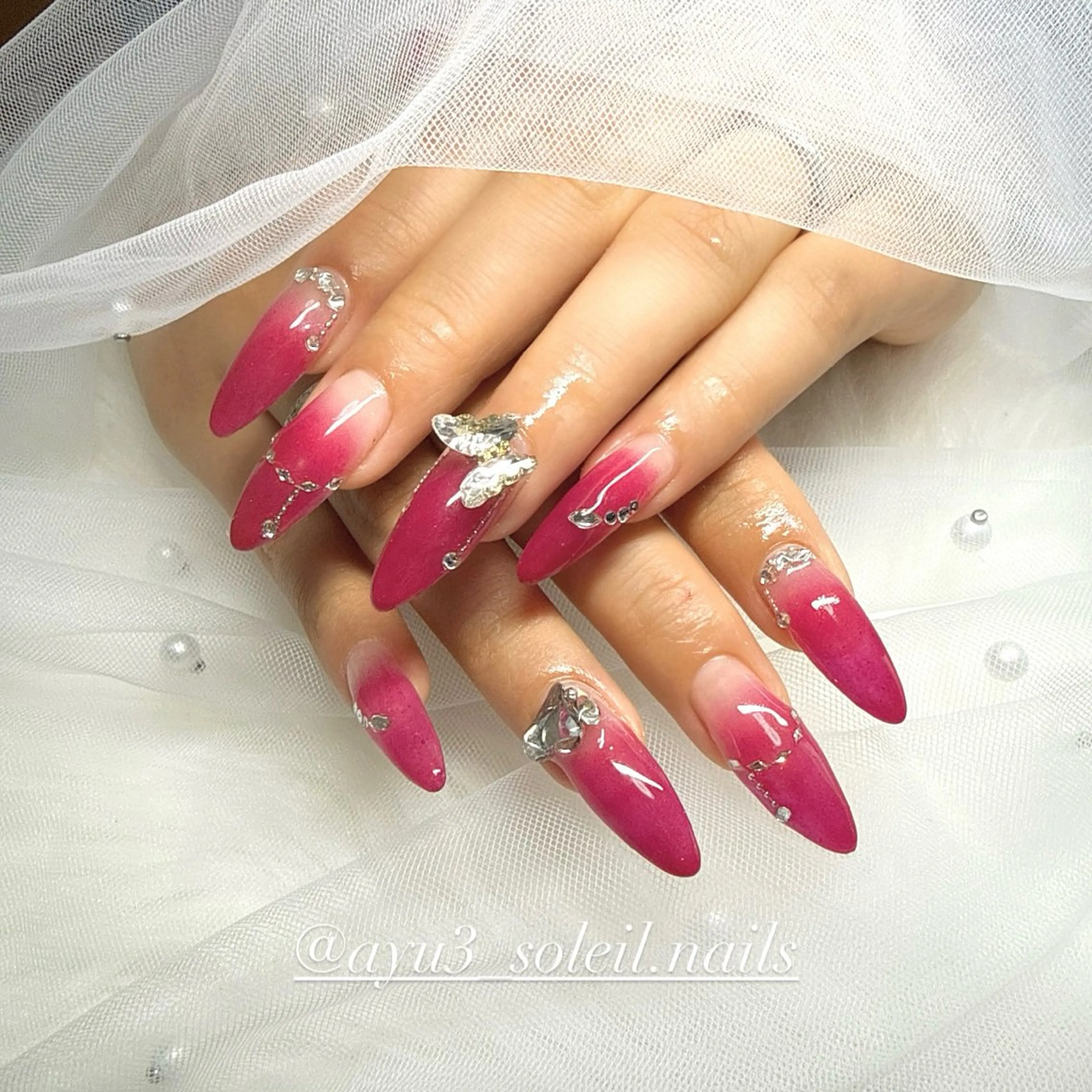 ネイル ハンドネイル 大橋 歩美のネイルデザイン