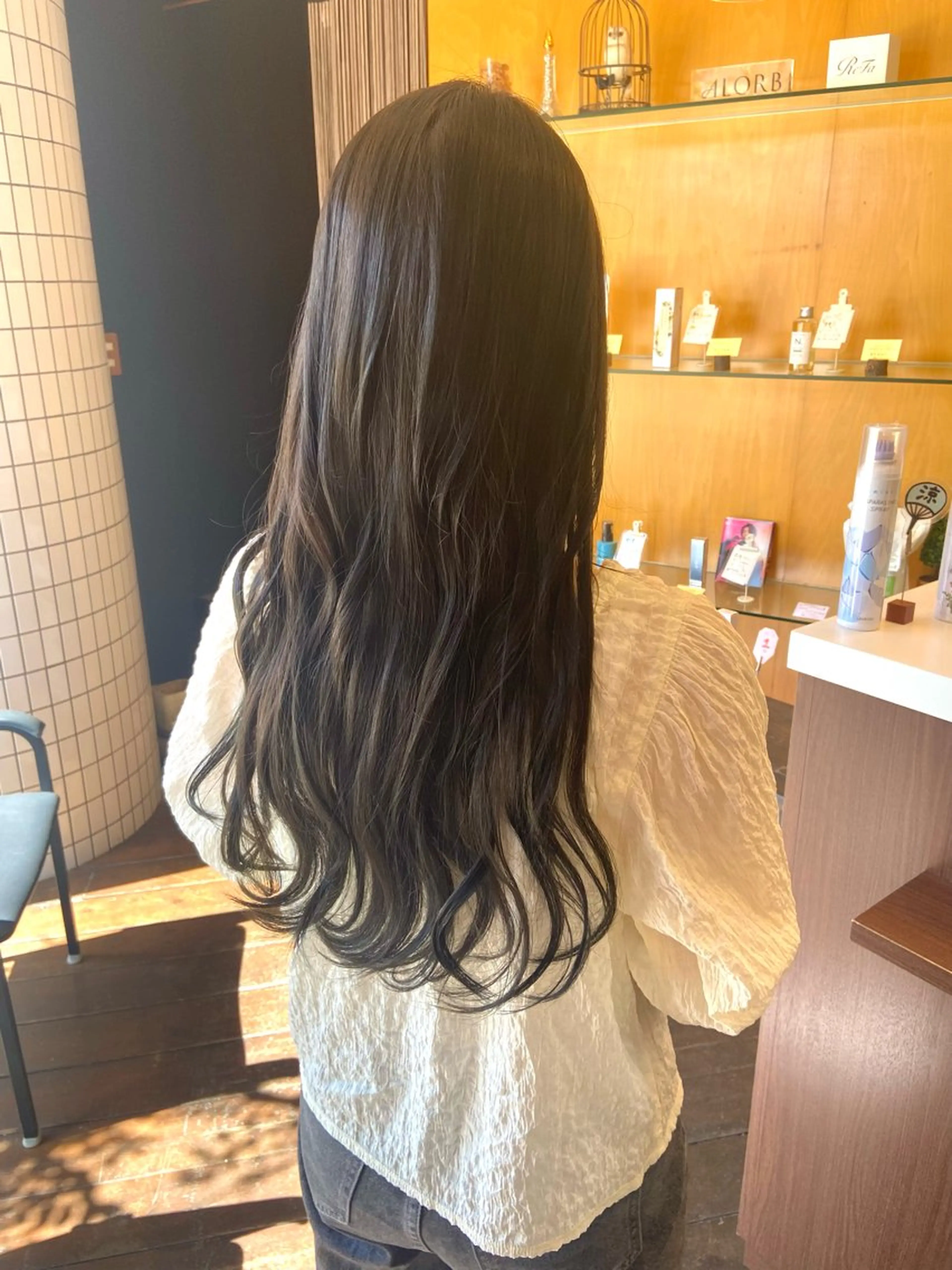 ロング カラー オリーブカラー niro 🌱カットモデル募集のヘアスタイル