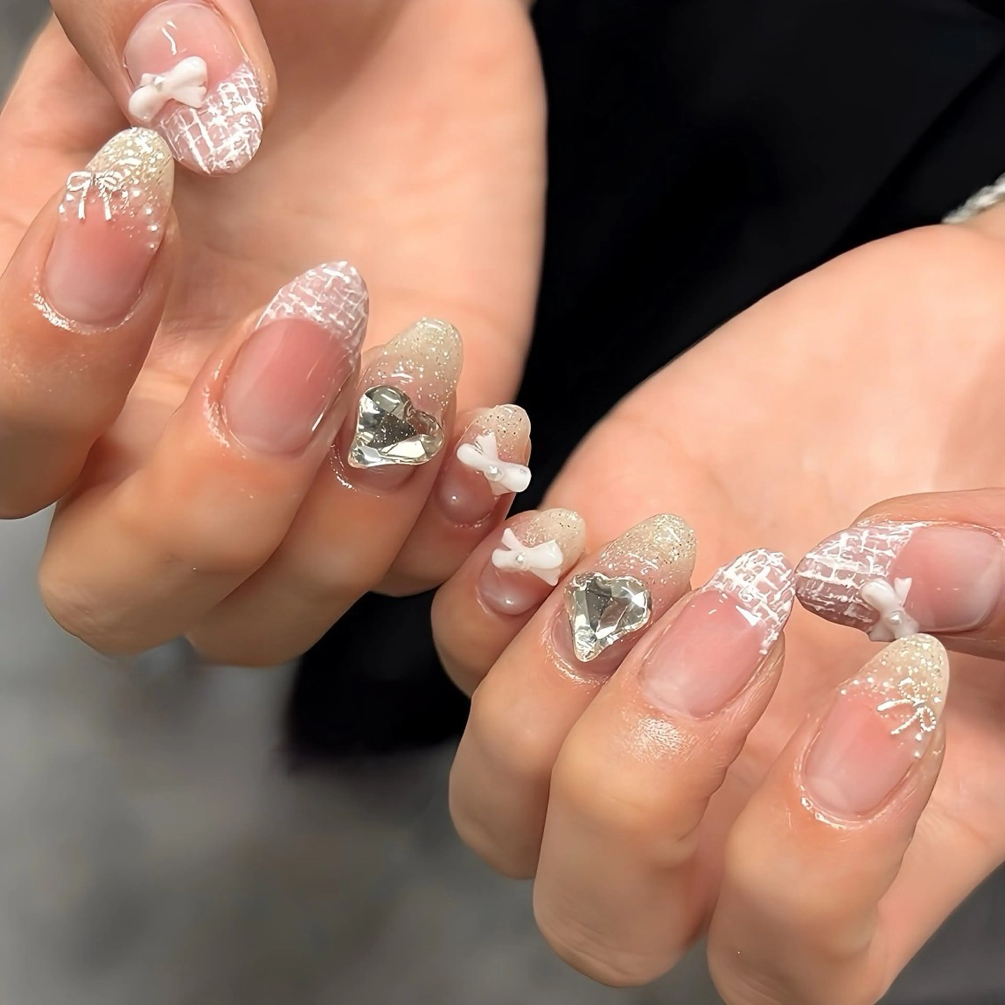 ネイル ジュエル.《ネイル》 モデル募集中のネイルデザイン
