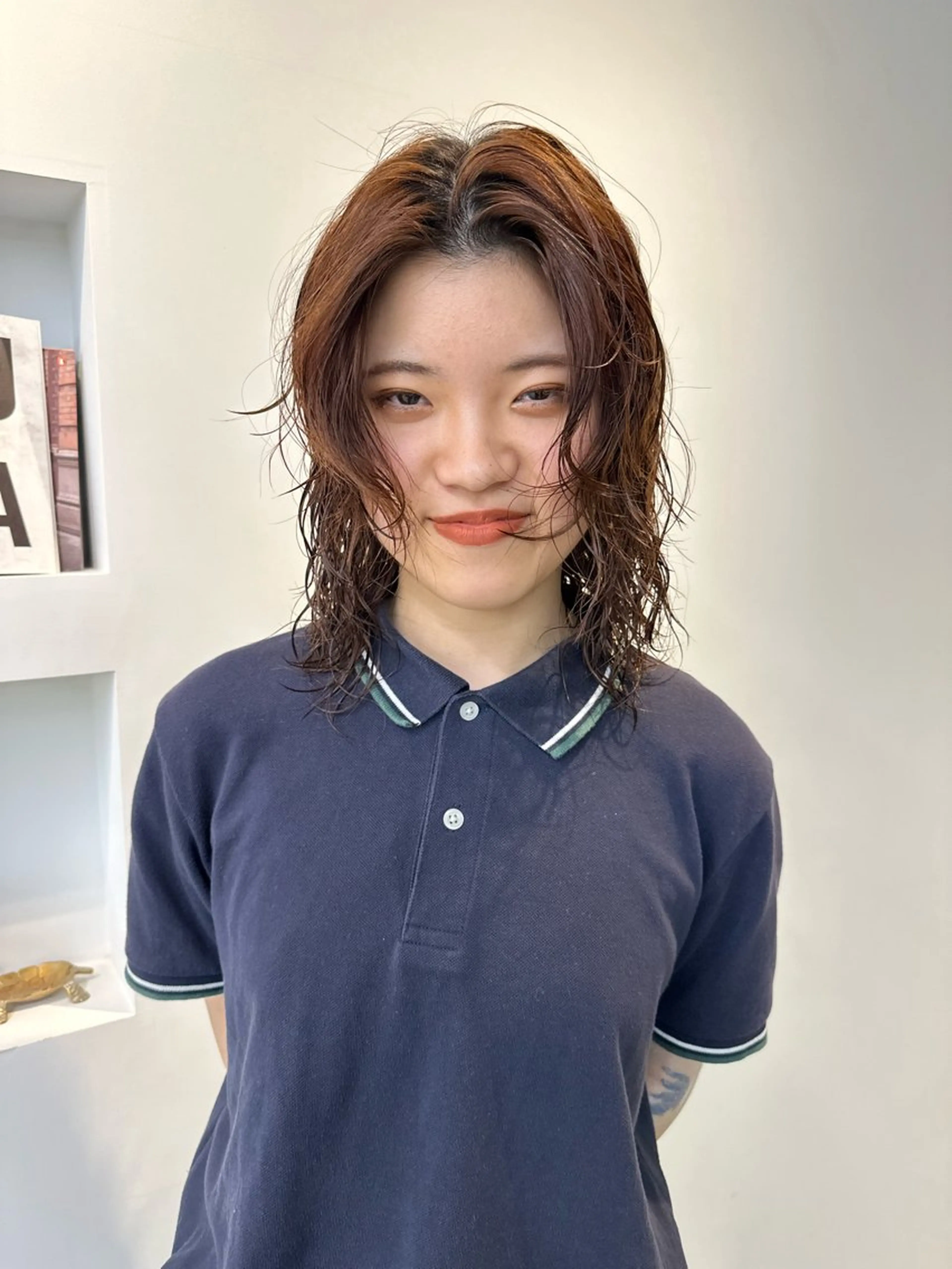 セミロング パーマ 岩戸 新のヘアスタイル