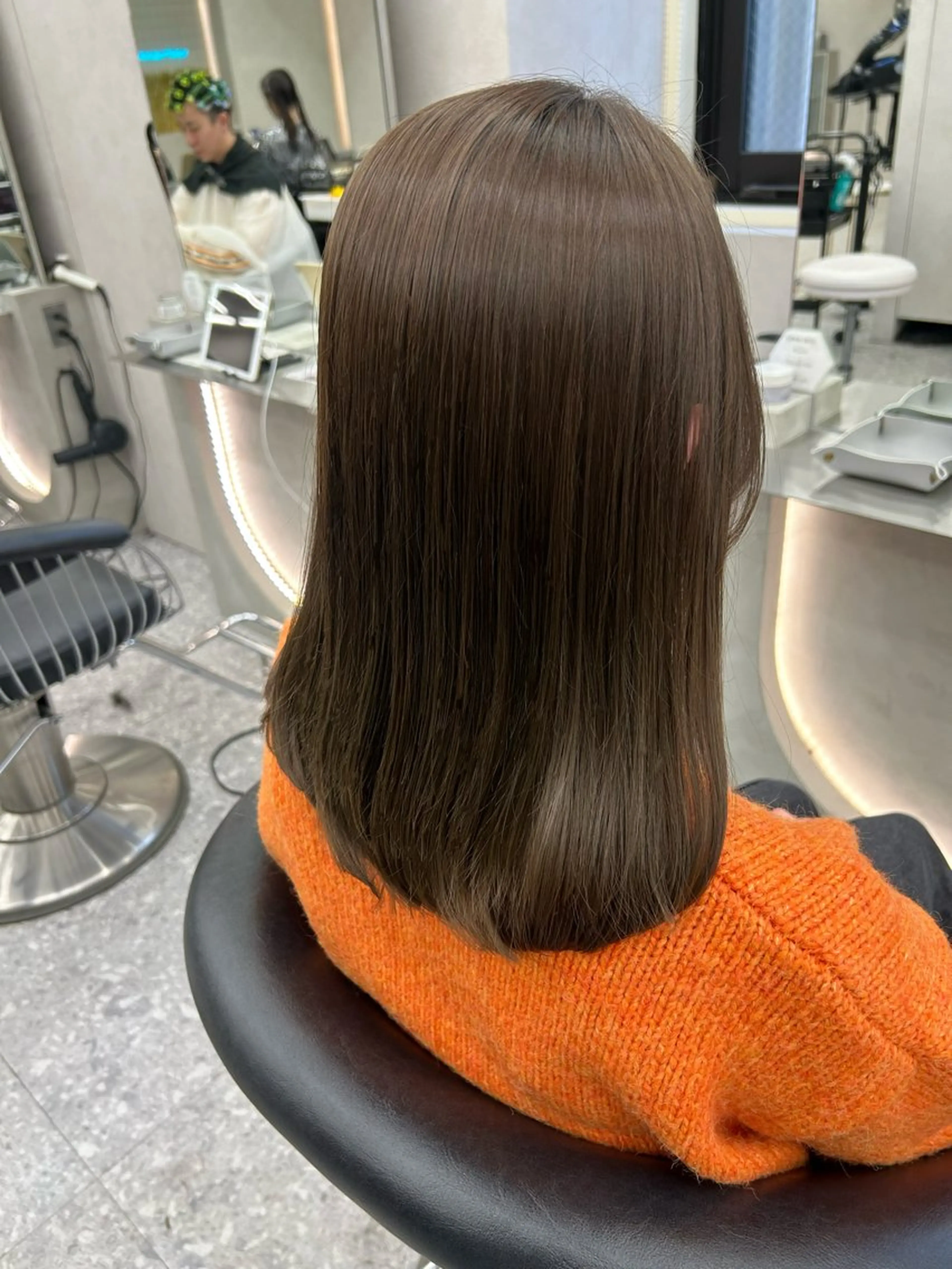 ミディアム カラー ヘアアレンジ ベージュカラー オリーブベージュ カット ヘアカラー トリートメント fumika🎀 ベージュのヘアスタイル
