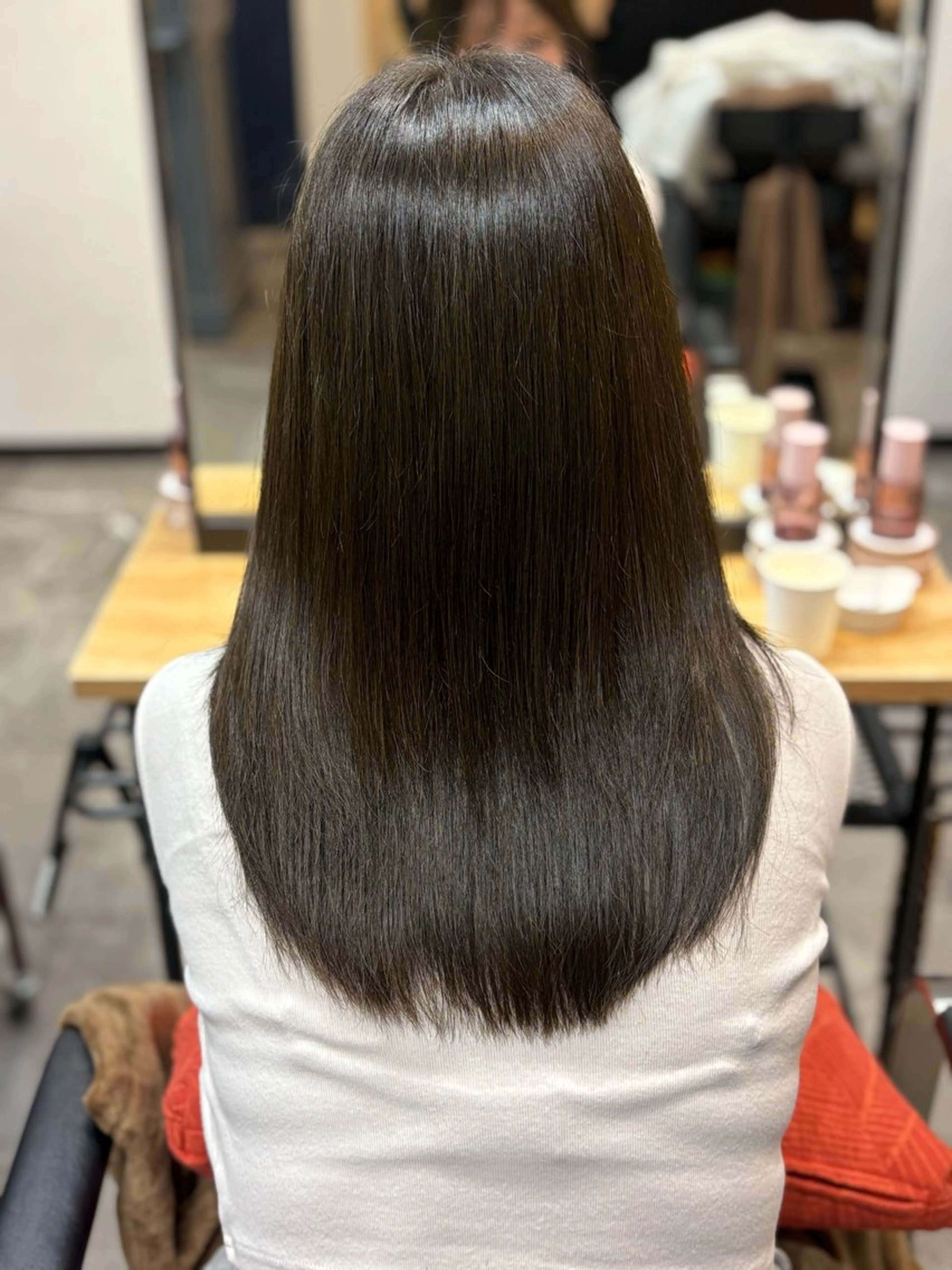 セミロング 井上 美織のヘアスタイル