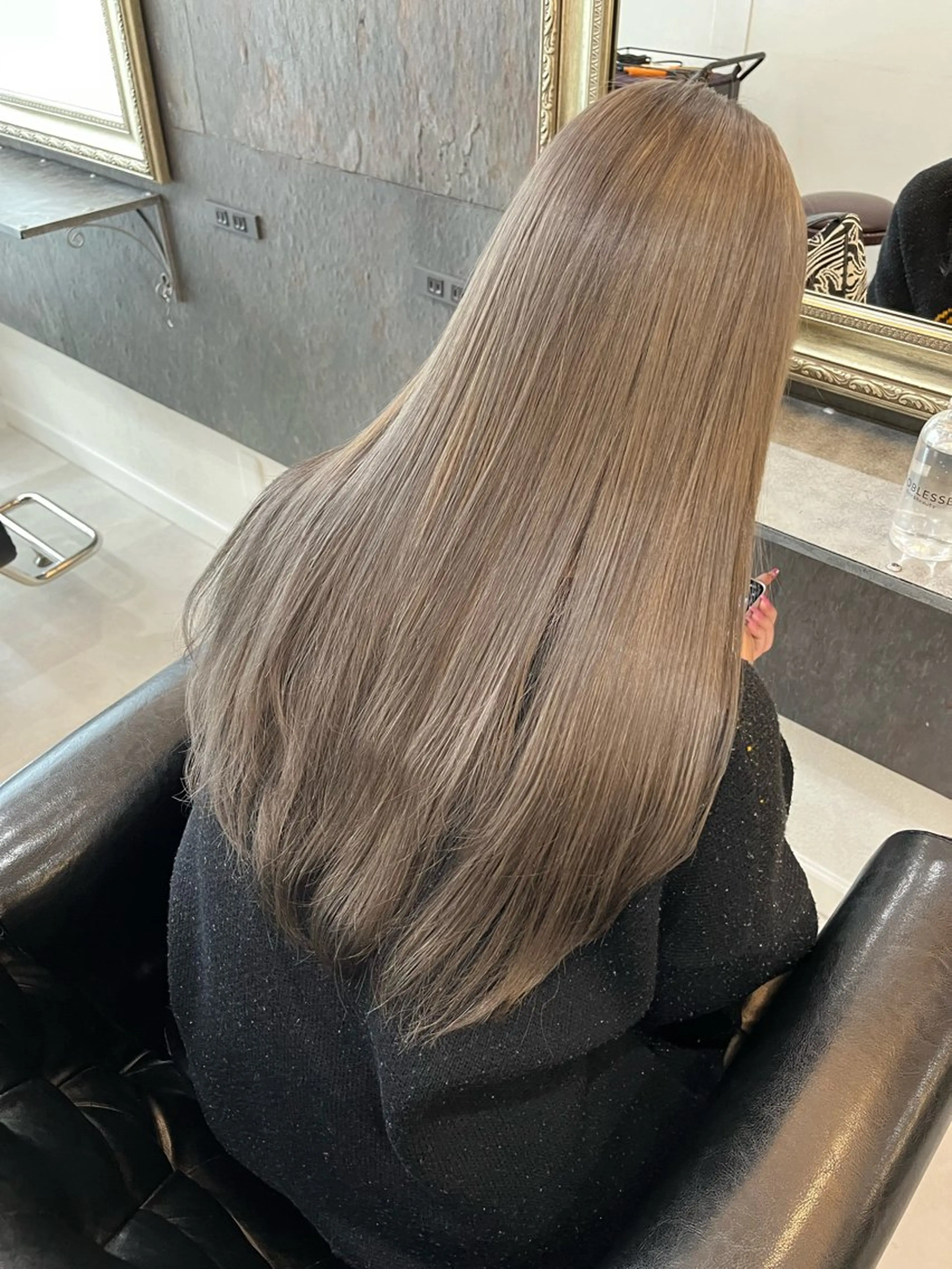 ロング カラー ベージュカラー グレージュ ヘアカラー トリートメント 🎀ゆな🎀ブリーチ /ショートウルフのヘアスタイル