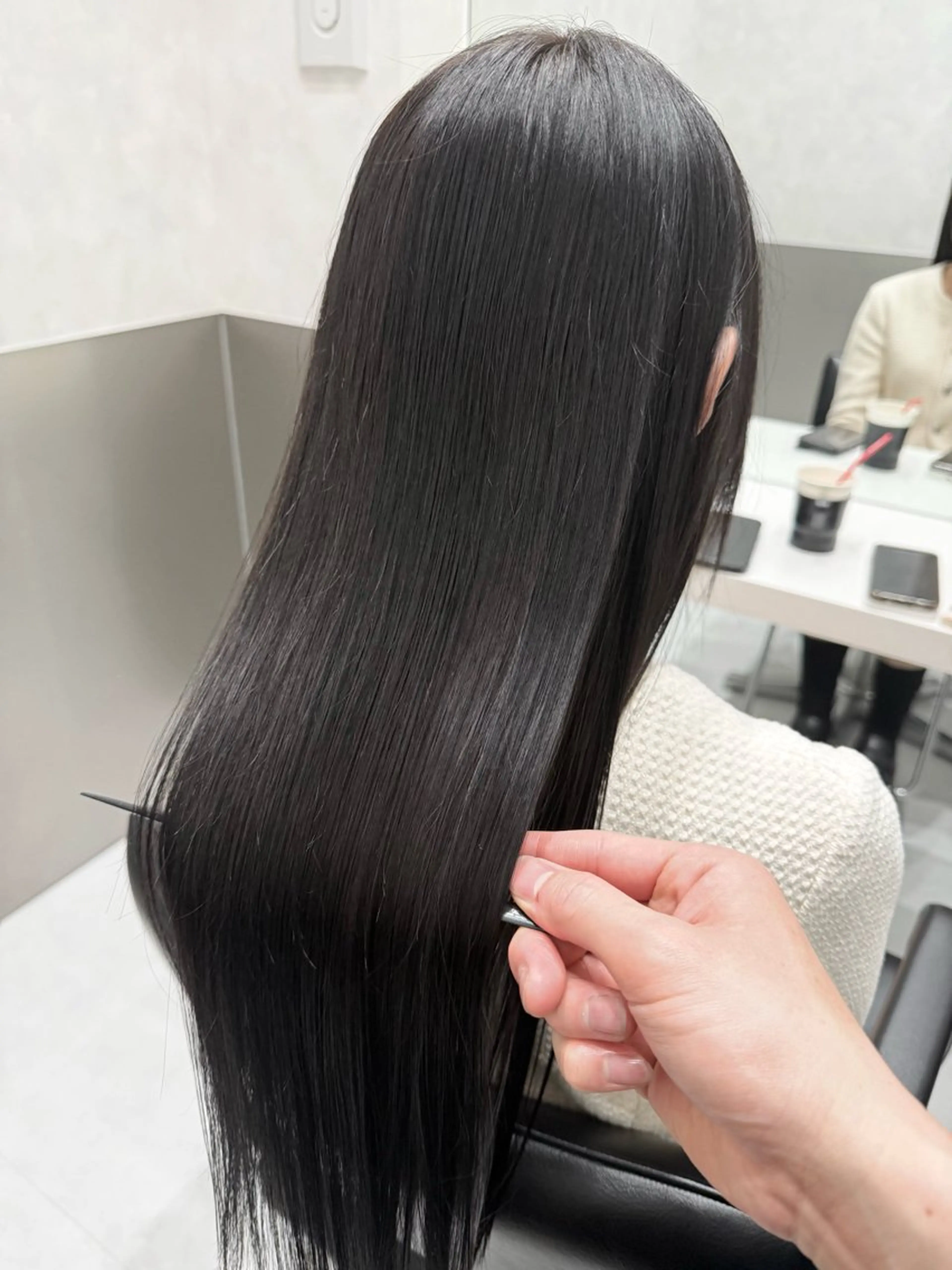 🍏人気No2🍏赤味なしオリーブカラー+1step内部補修トリートメントの写真