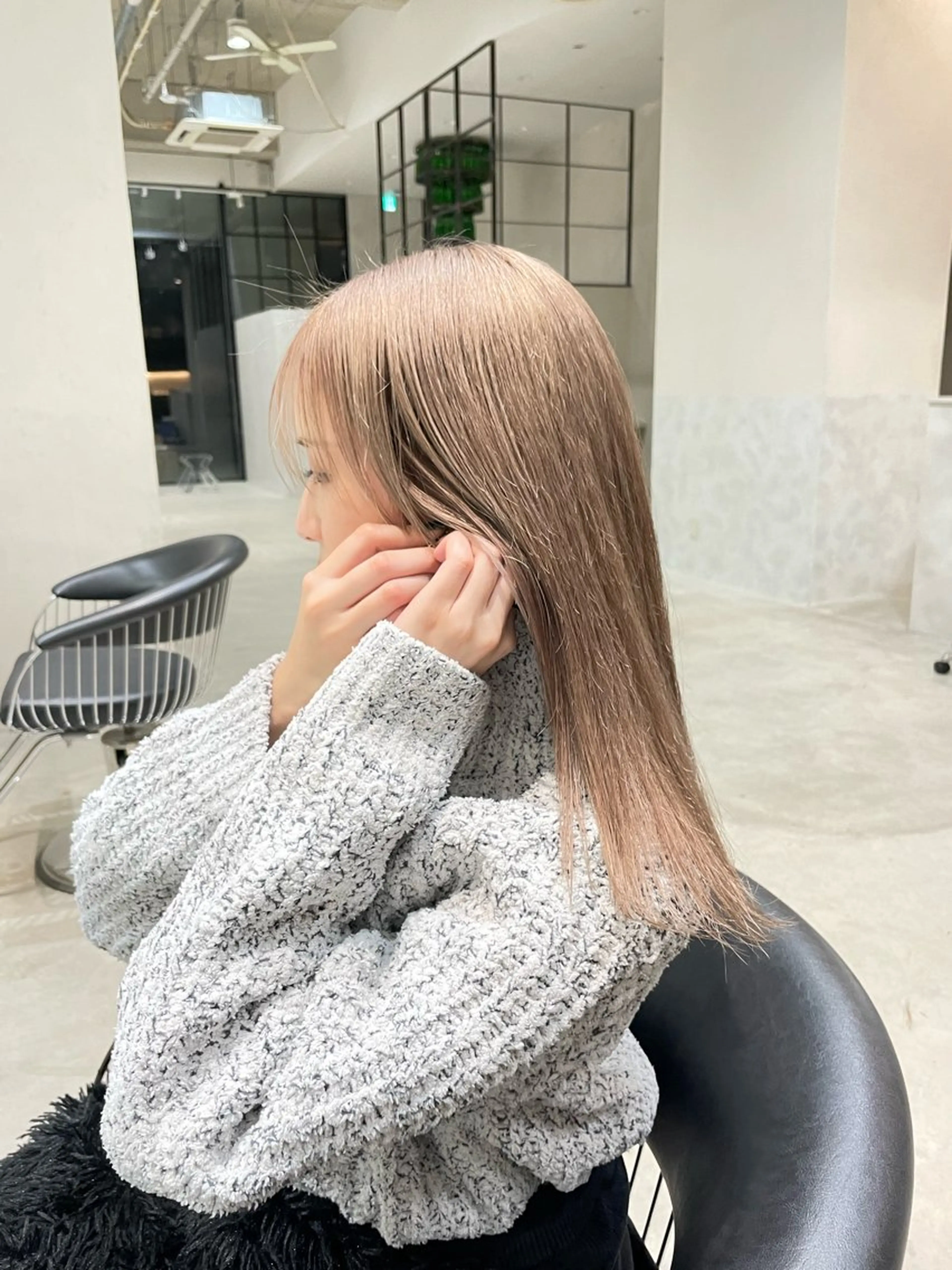 セミロング カット ヘアカラー トリートメント 盛れるカットカラー DEAN豊橋店のヘアスタイル