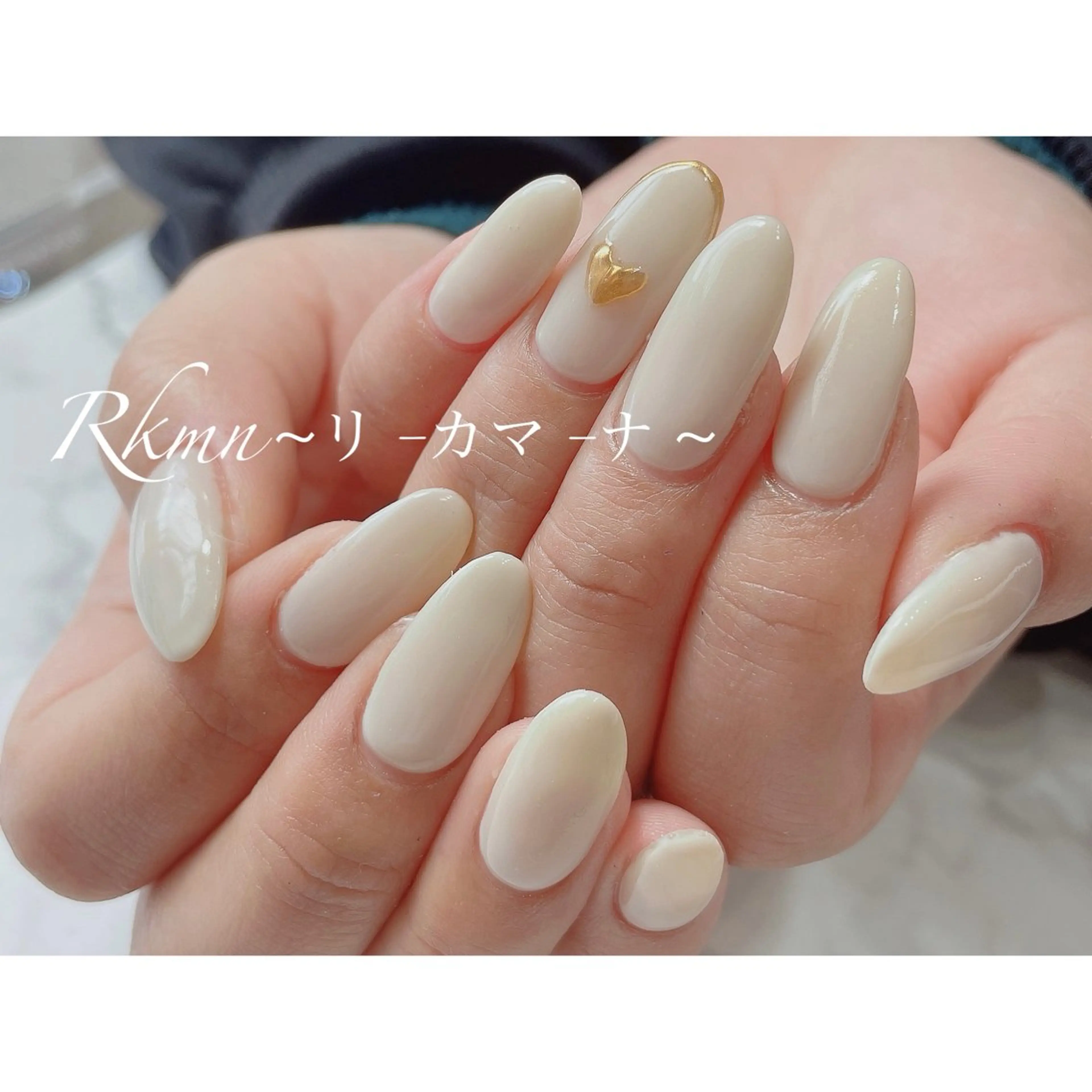 ネイル アートネイル ゴールド ハート ミラーネイル シンプルネイル ハンドネイル フットネイル ハンドケア Rkmn ~リ-カマ-ナ~のネイルデザイン