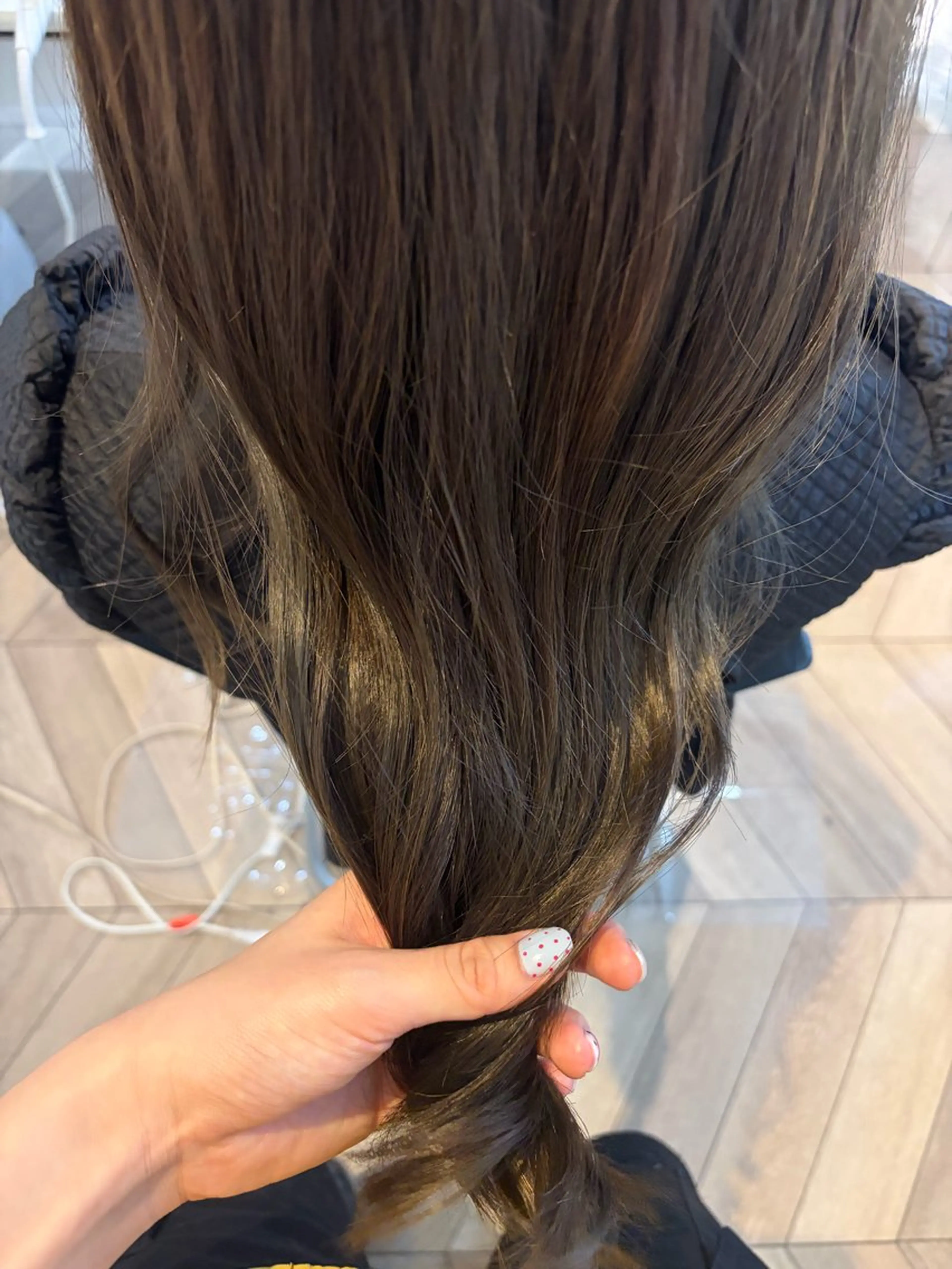 セミロング ひがし うたのヘアスタイル