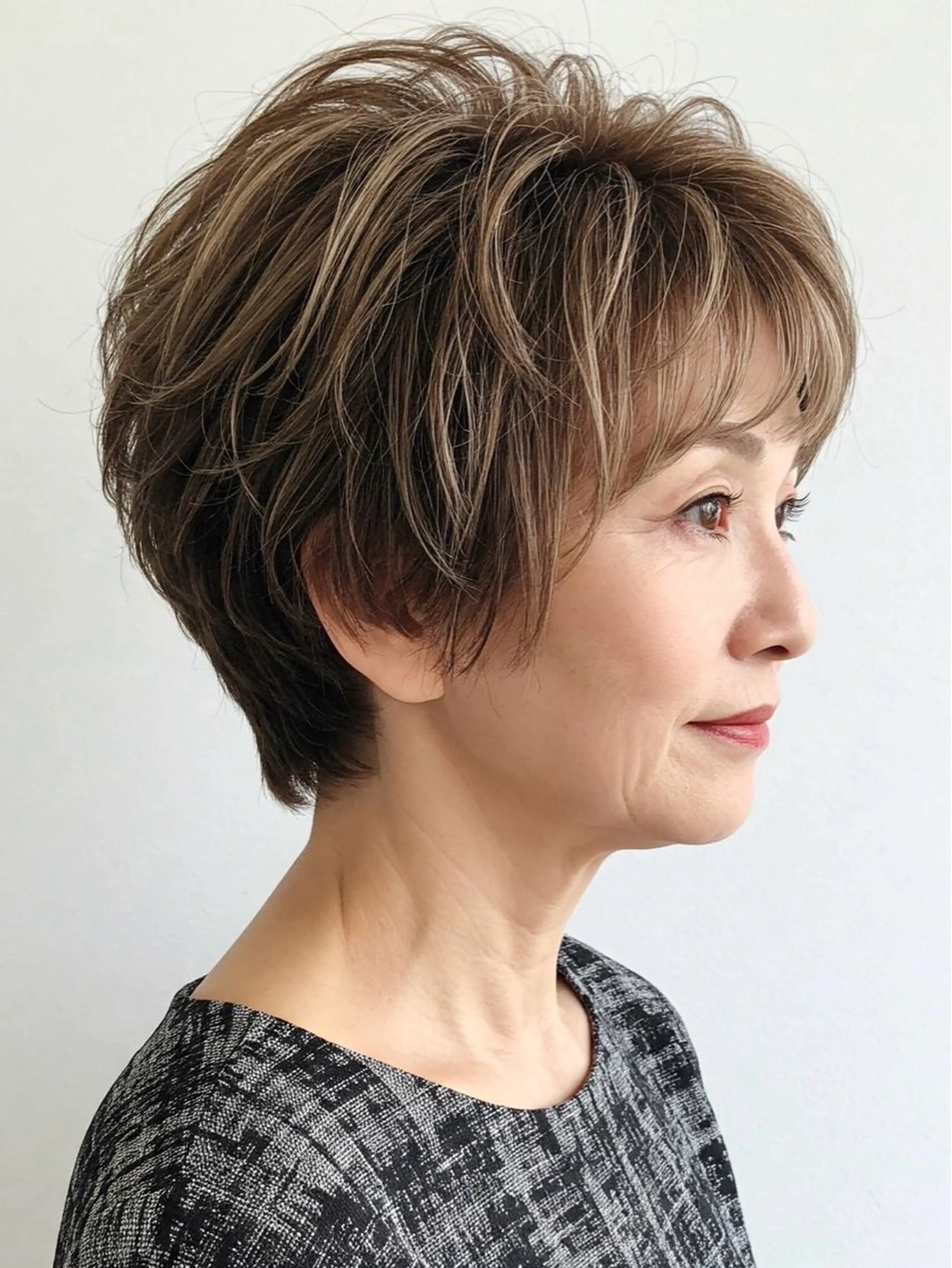 ショート カラー ❤️‍🔥ベージュカ ラー❤️‍🔥まゆかのヘアスタイル