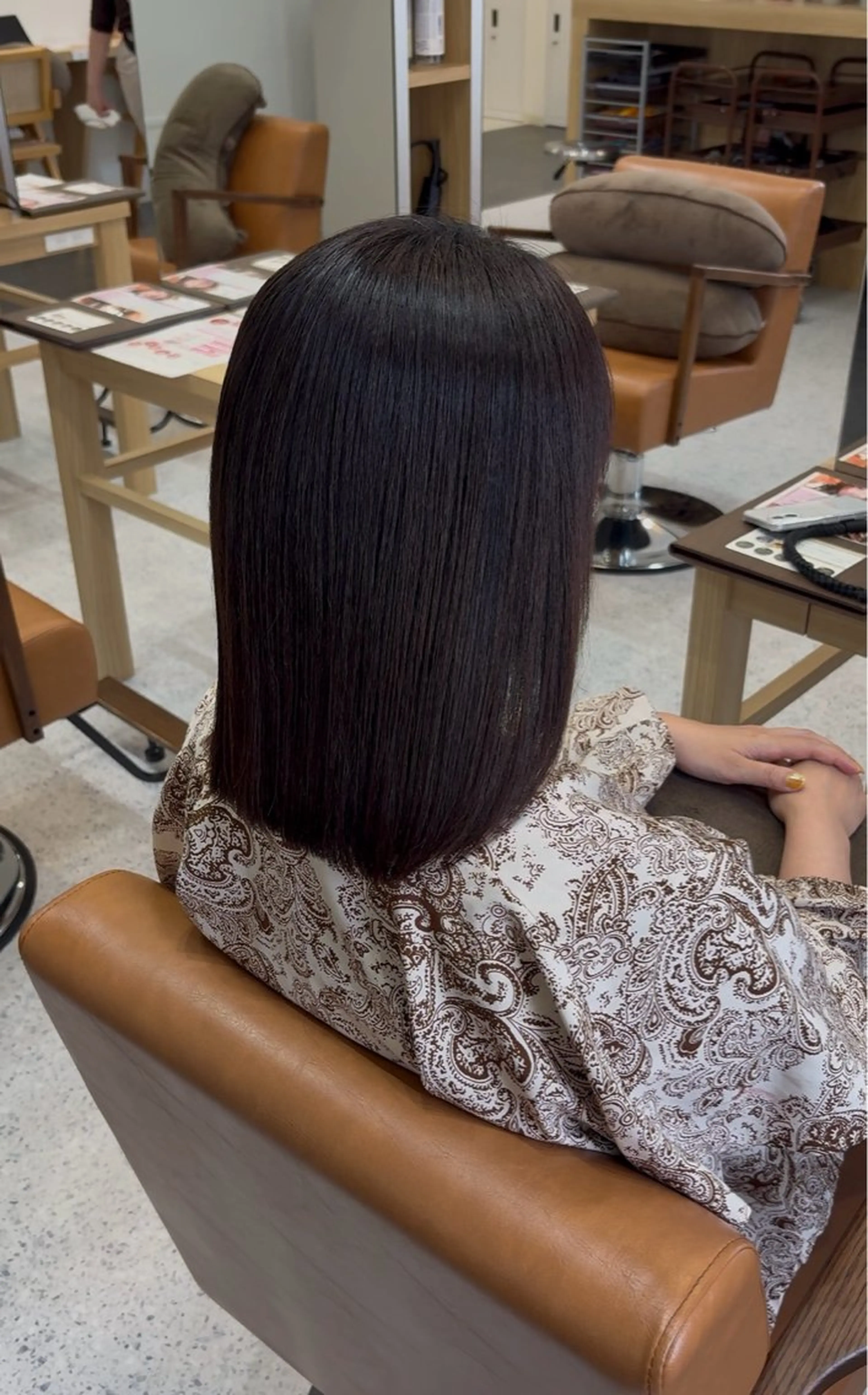ミディアム 縮毛矯正 afloat rauのヘアスタイル